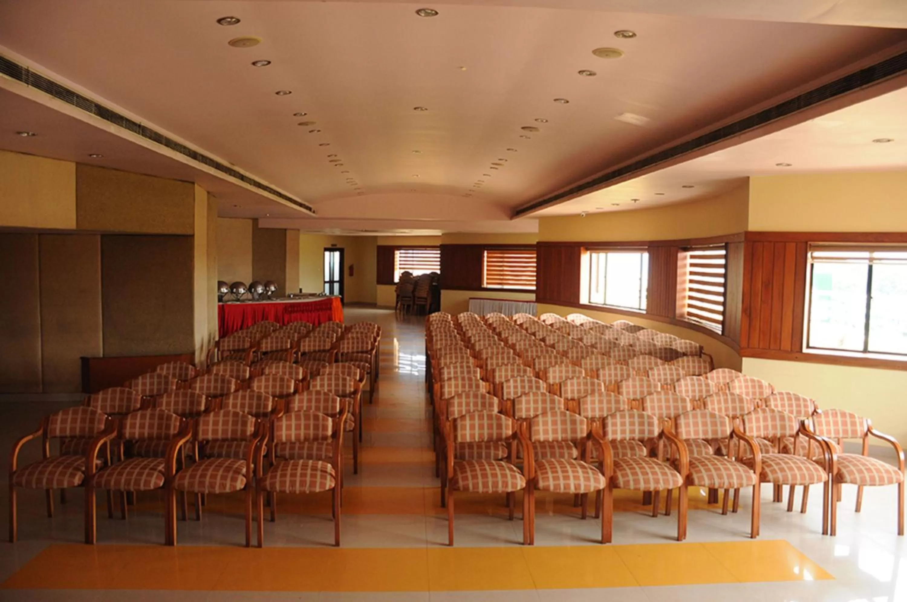 Banquet/Function facilities in Royal Omars