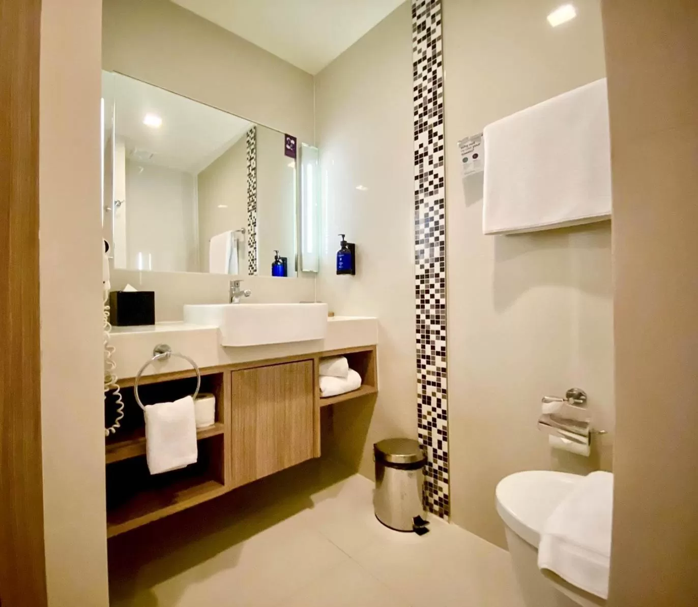 Bathroom in Travelodge Pattaya