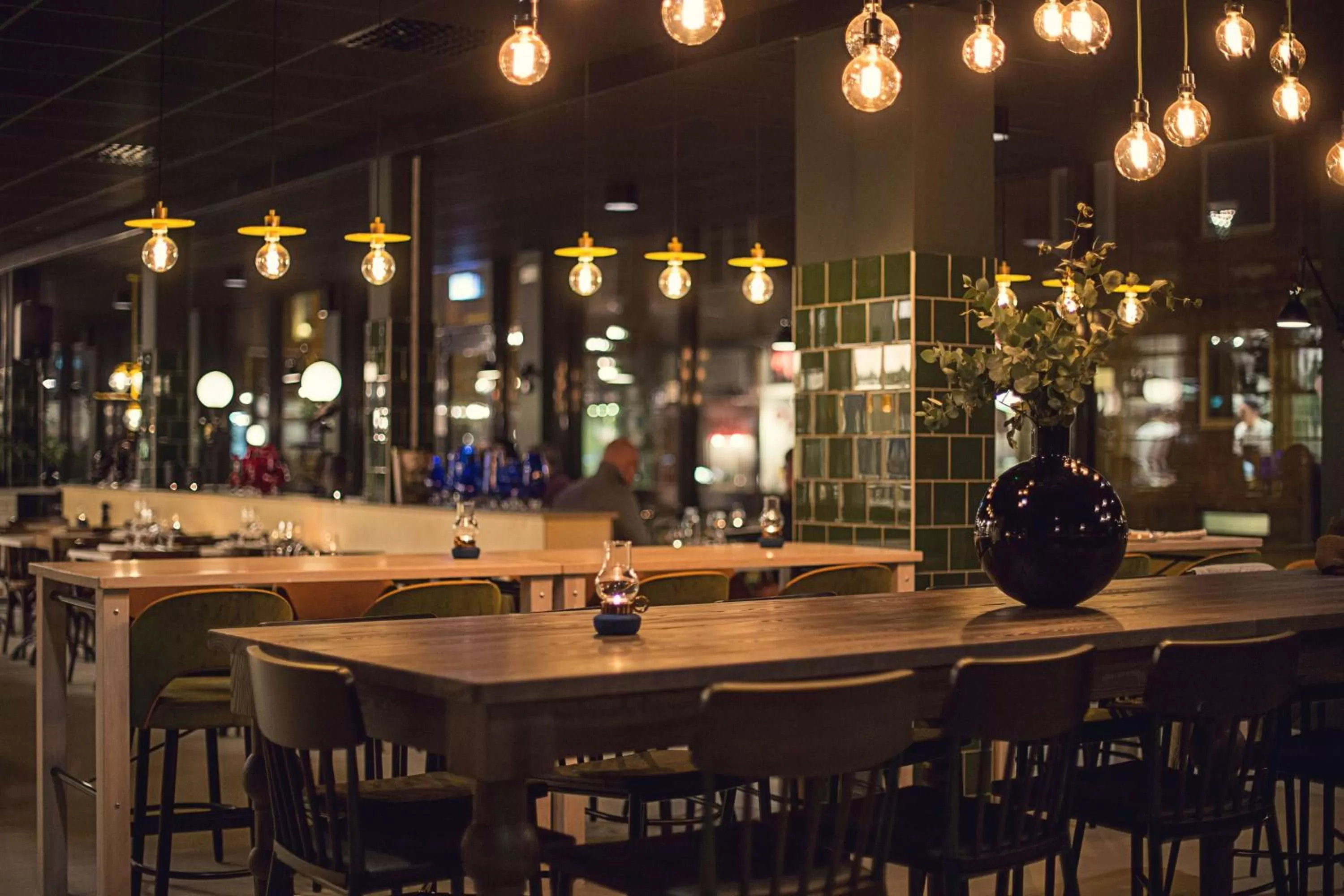 Restaurant/places to eat in Best Western Plus Hus 57