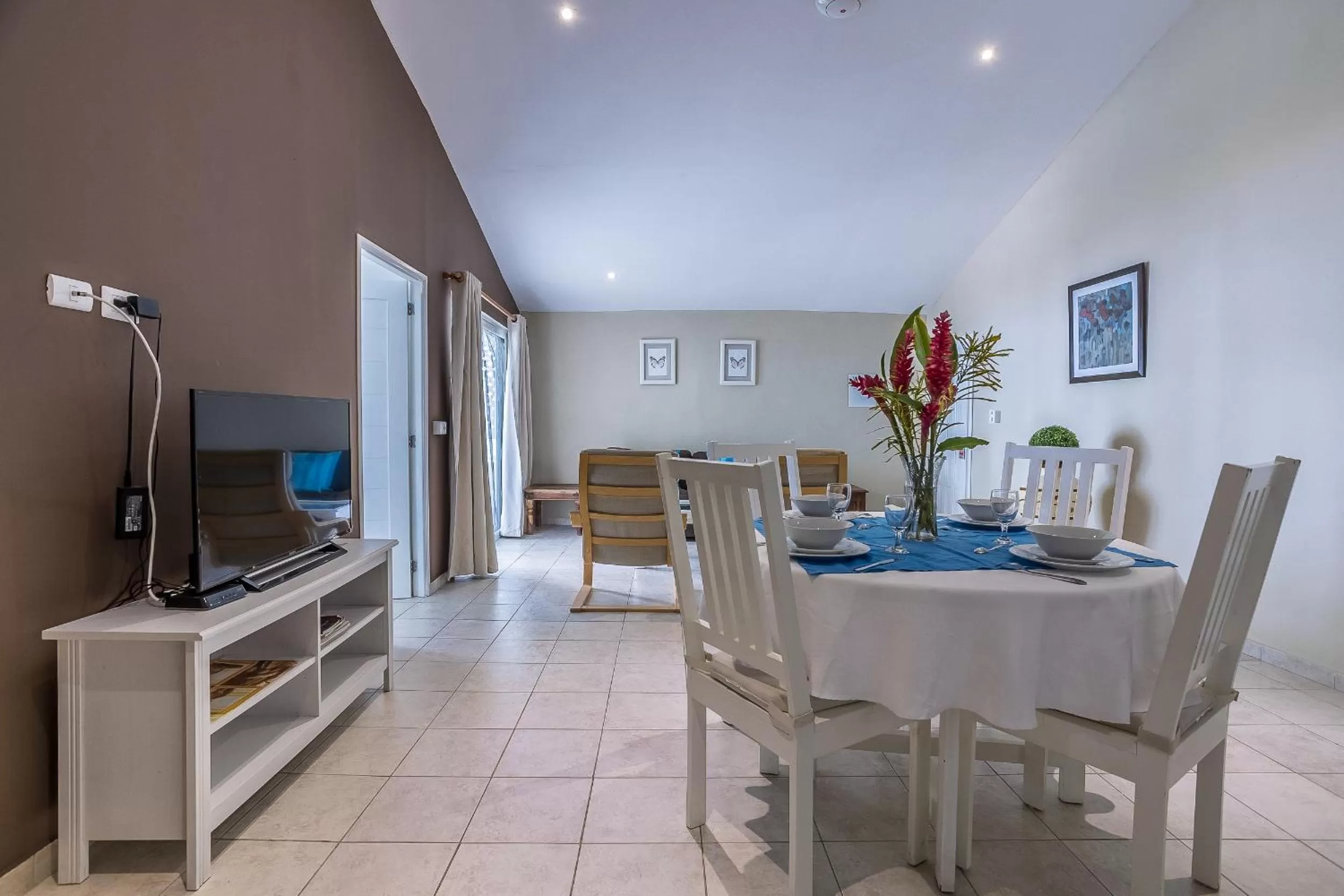 Swimming pool in Costarena Beach Hotel