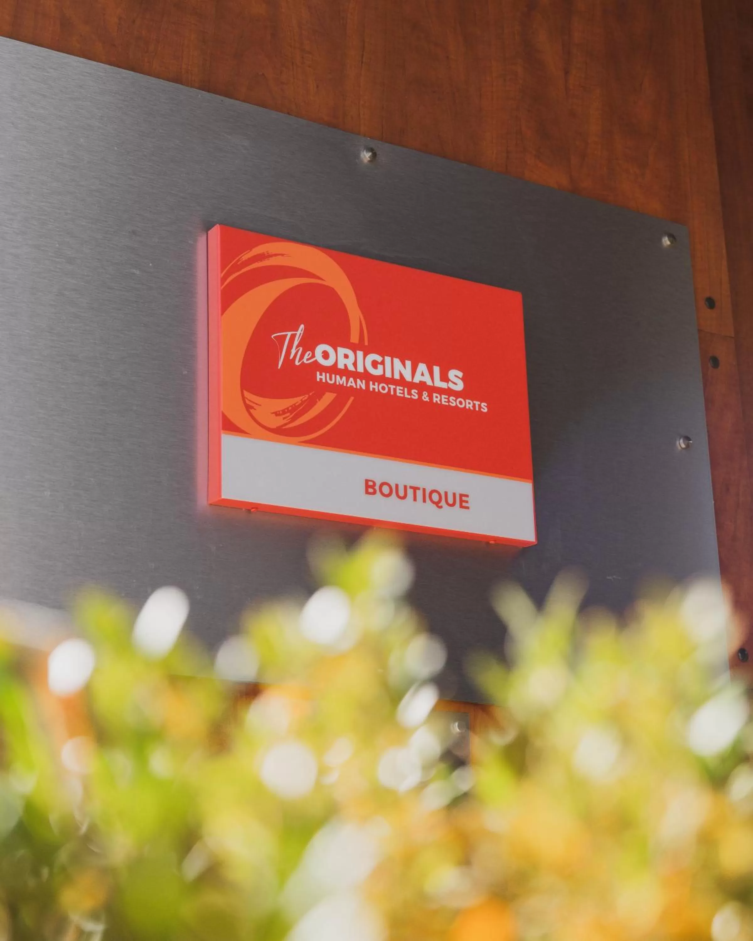 Facade/entrance in The Originals Boutique, Hôtel du Pont Roupt, Mende