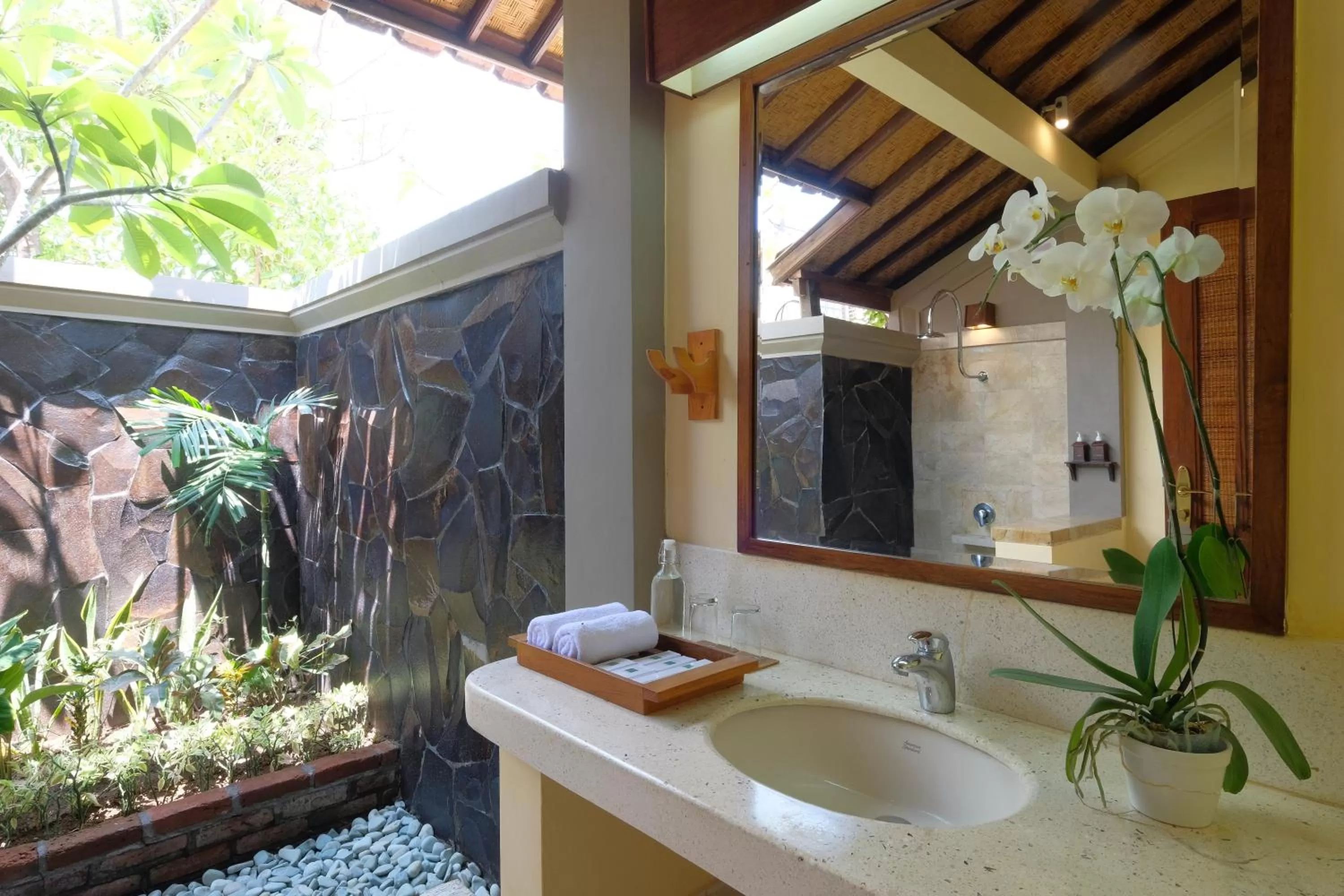 Bathroom in Mimpi Resort Menjangan