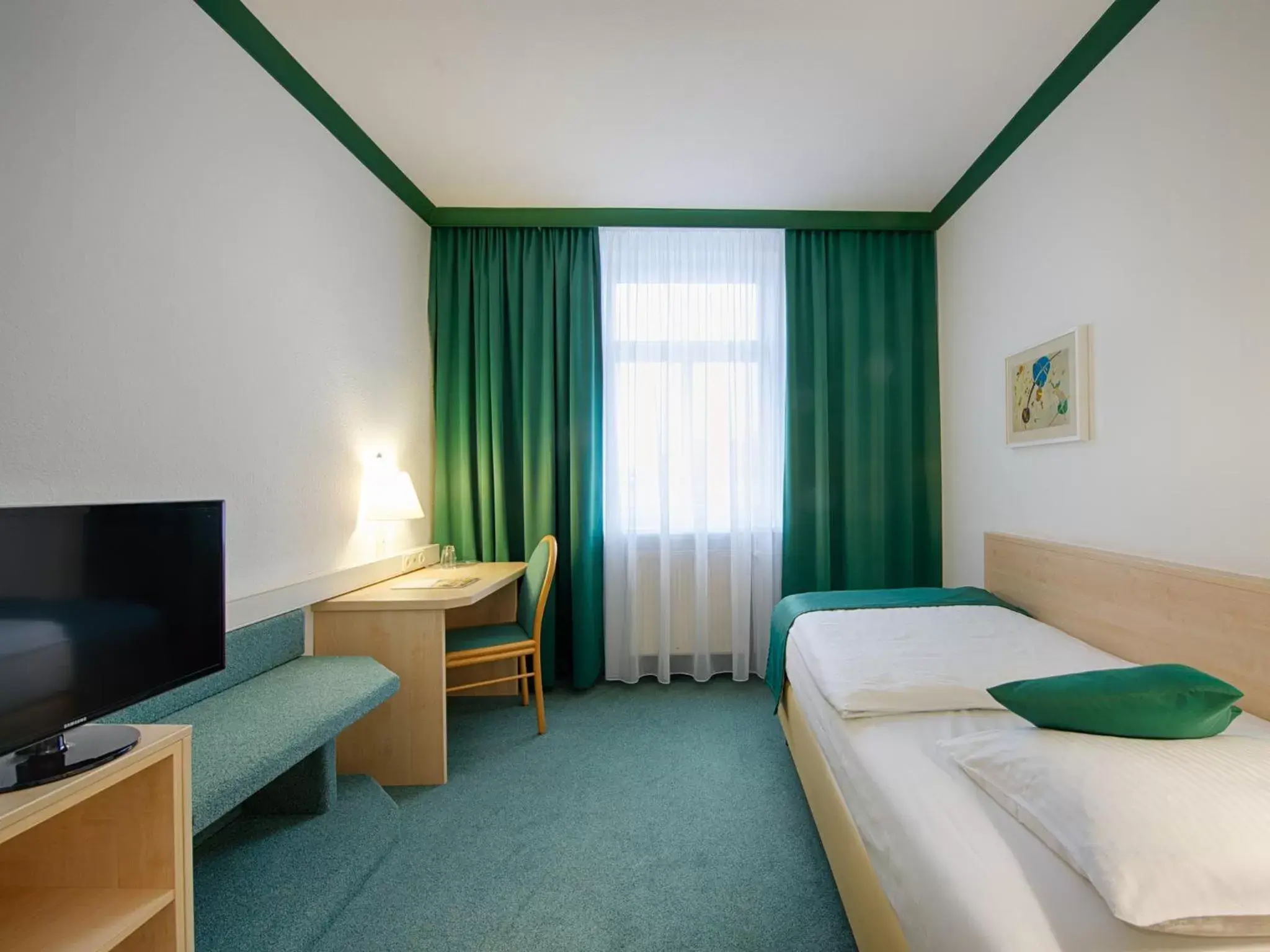 Single Room in Hotel Kaiserin Augusta Single Room in Hotel Kaiserin Augusta