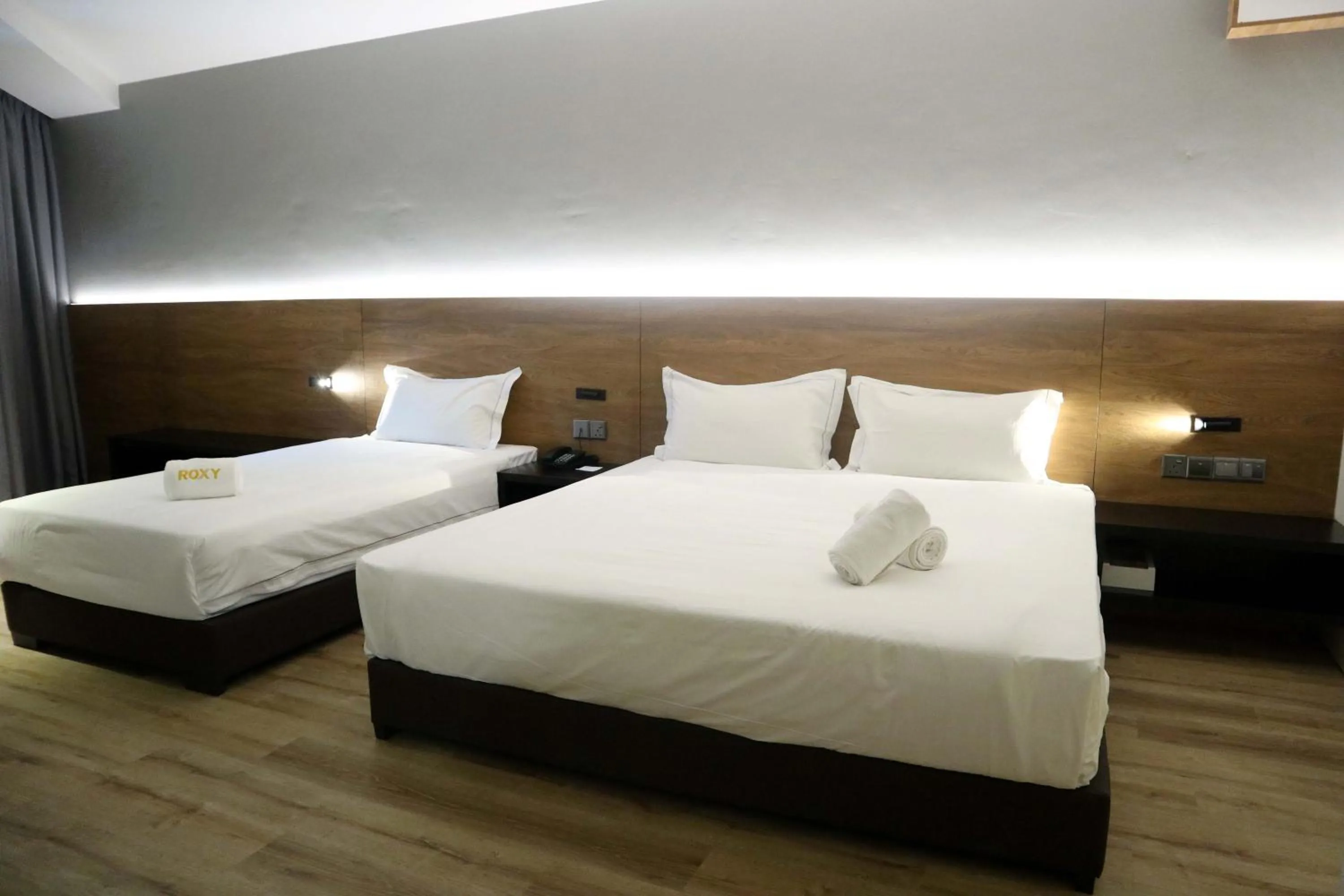 Bed in Roxy Hotel Padungan
