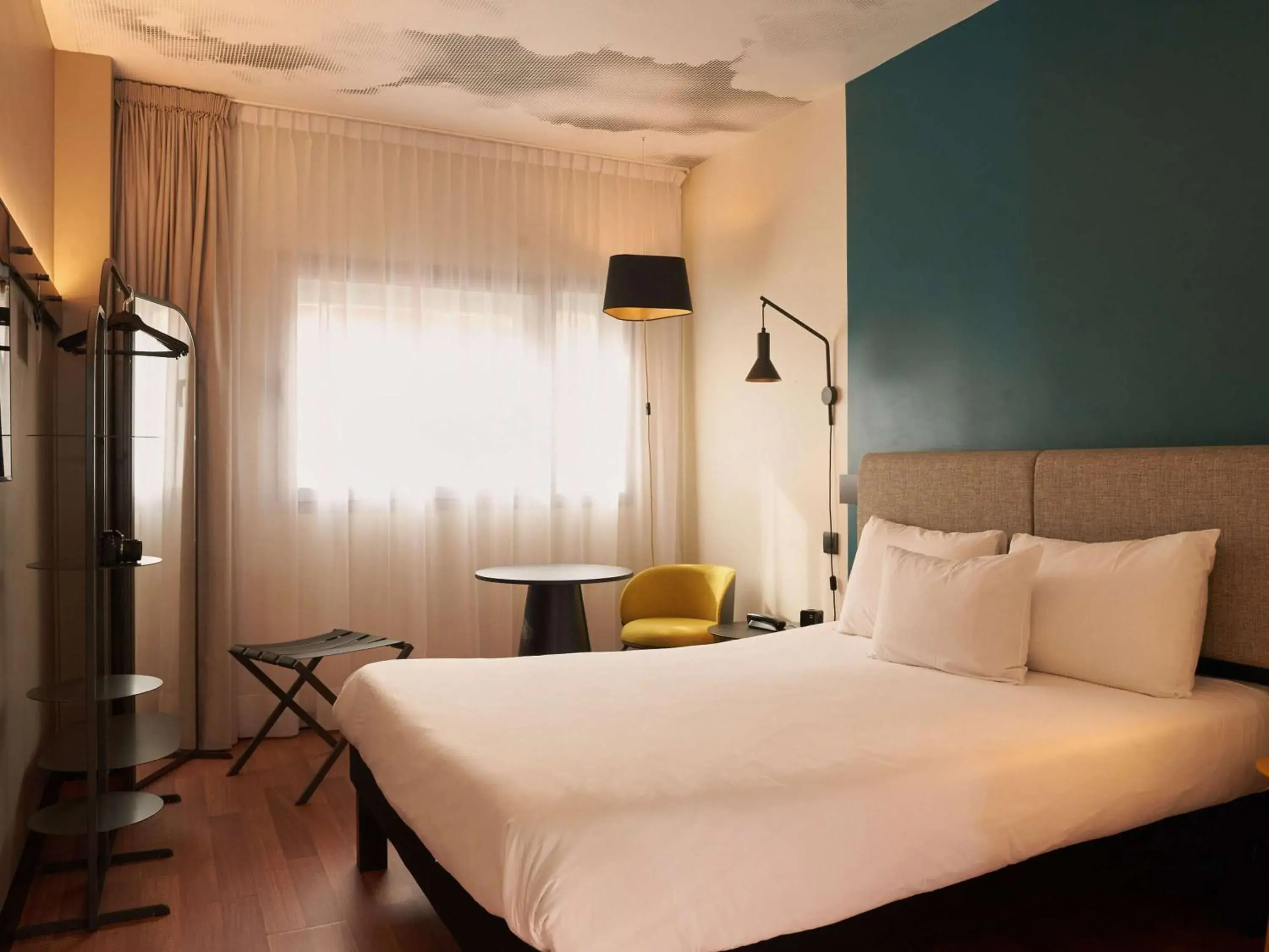 Superior Twin Room in Ibis Madrid Aeropuerto Barajas Superior Twin Room in Ibis Madrid Aeropuerto Barajas