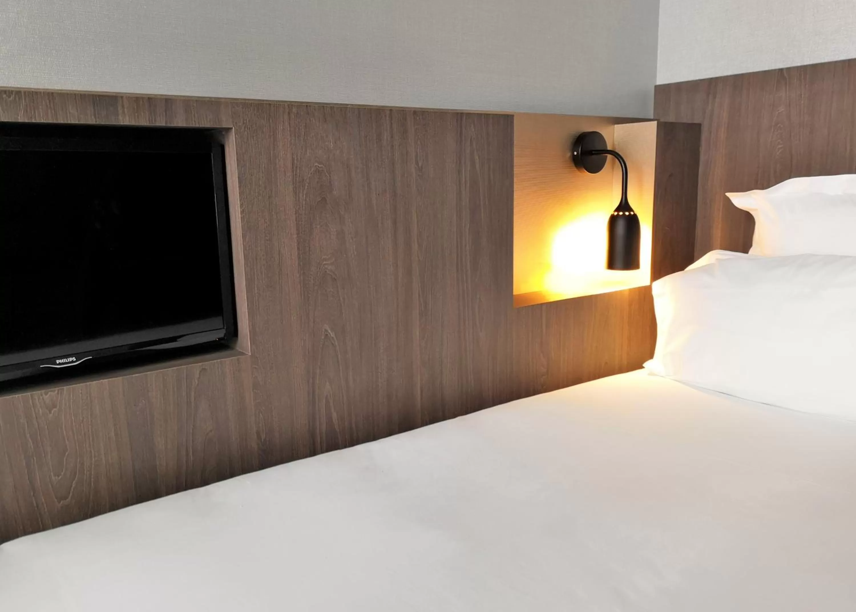 Bed in Libertel Gare Du Nord Suede