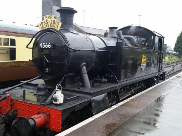 Entertainment in Pine Tree Lodge, Bridgnorth