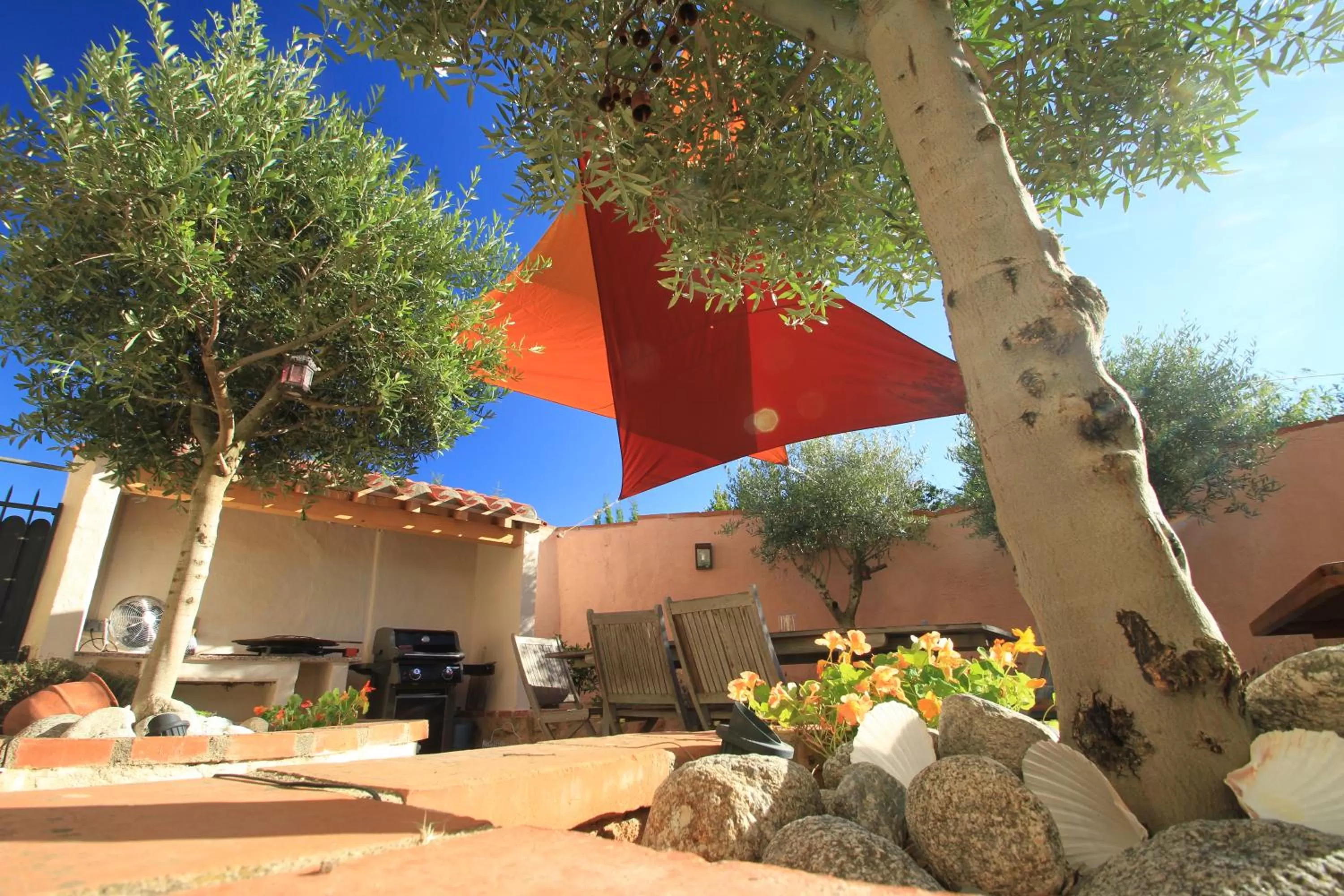 Patio, Restaurant/Places to Eat in Mas St. Joseph