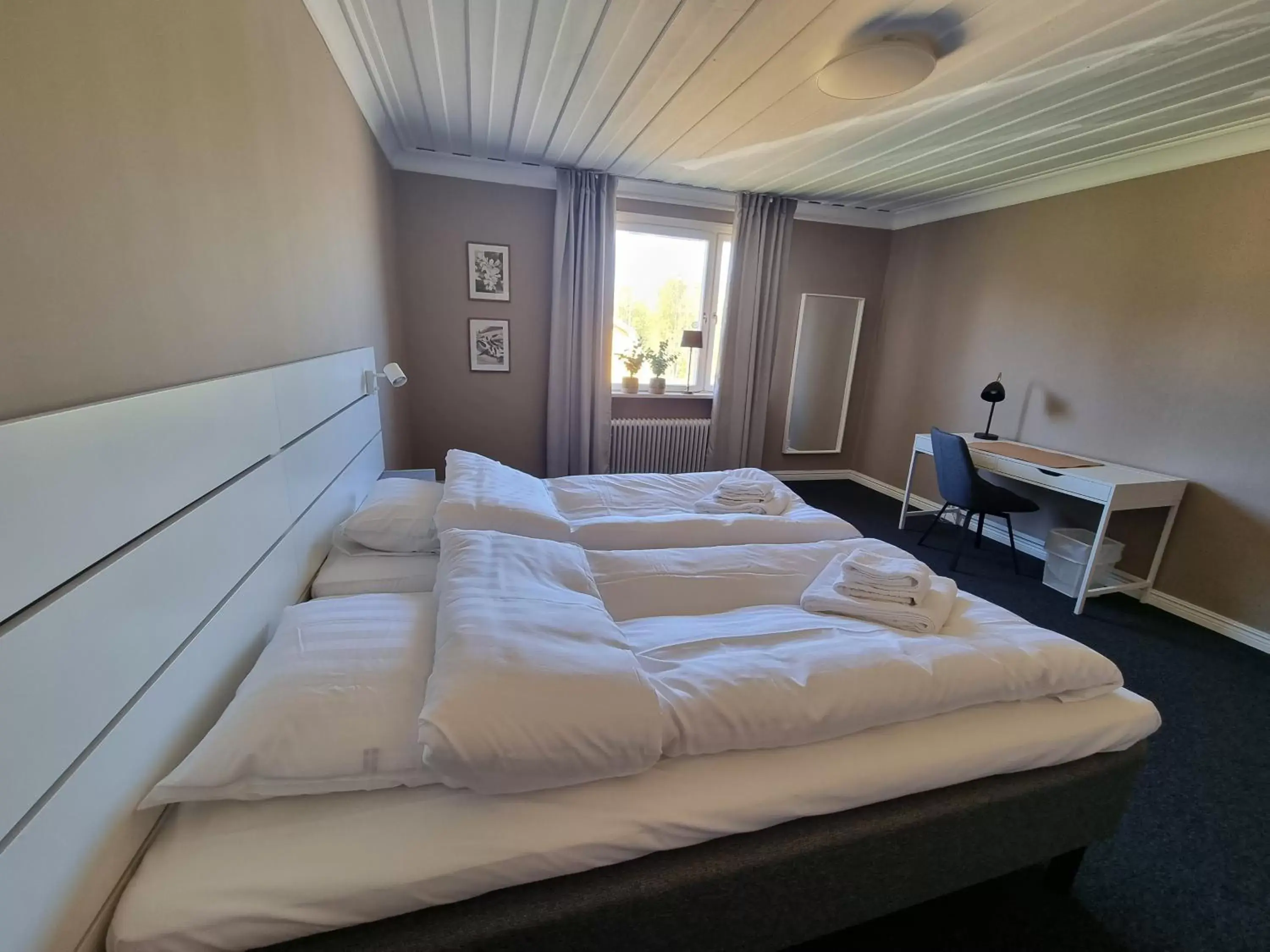 Budget Double or Twin Room in Byske Gästgivargård Budget Double or Twin Room in Byske Gästgivargård