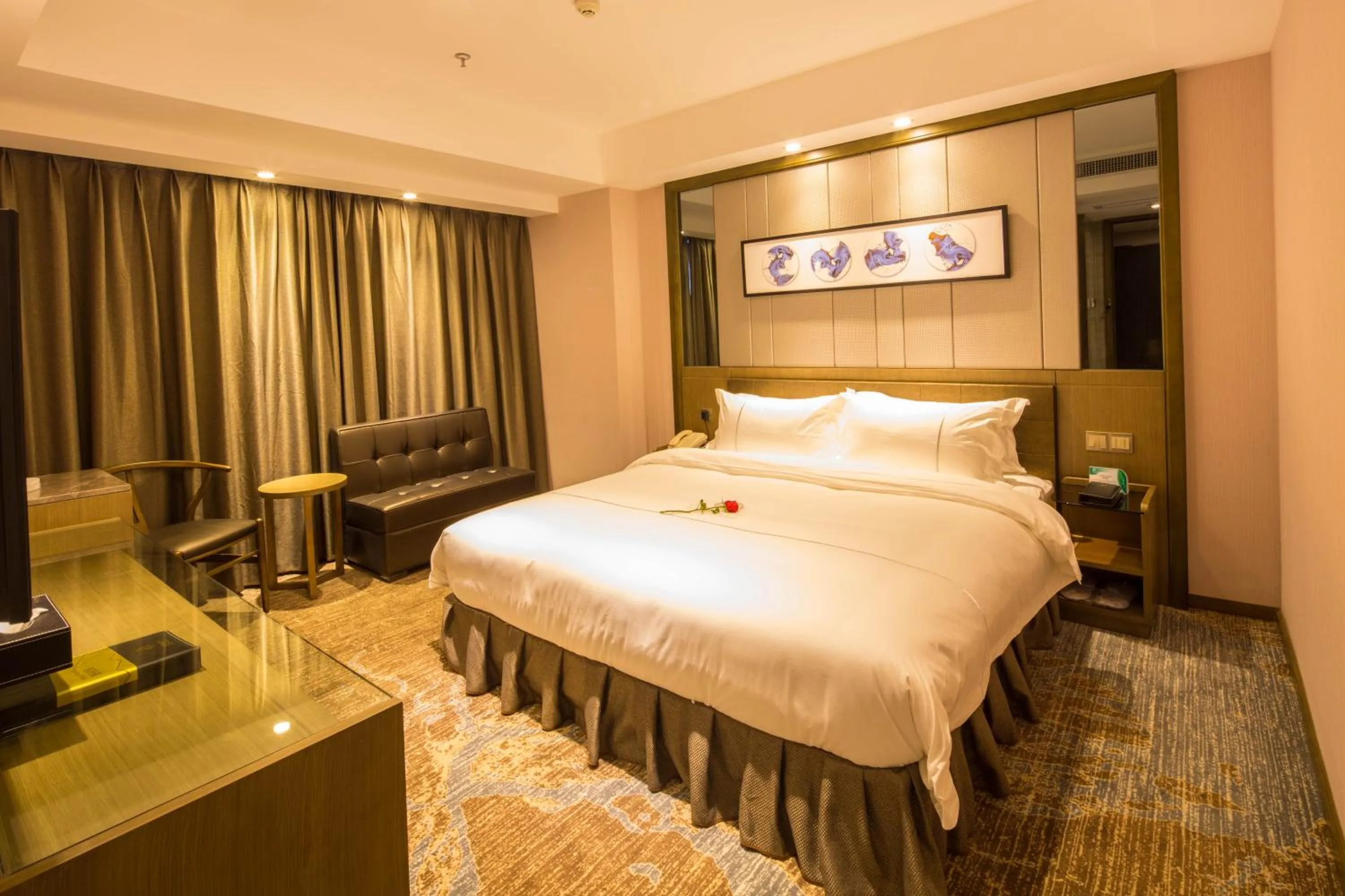 Bedroom in INSAIL Hotel (Shenzhen Dongmen Branch)