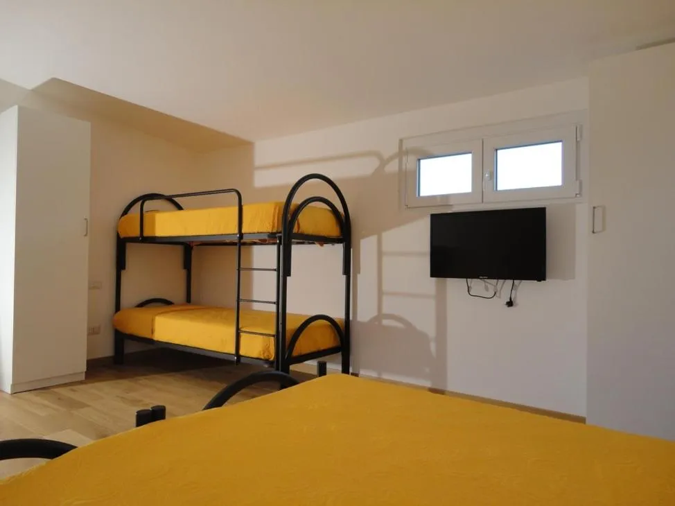 TV and multimedia, Bed in Pavia Ostello