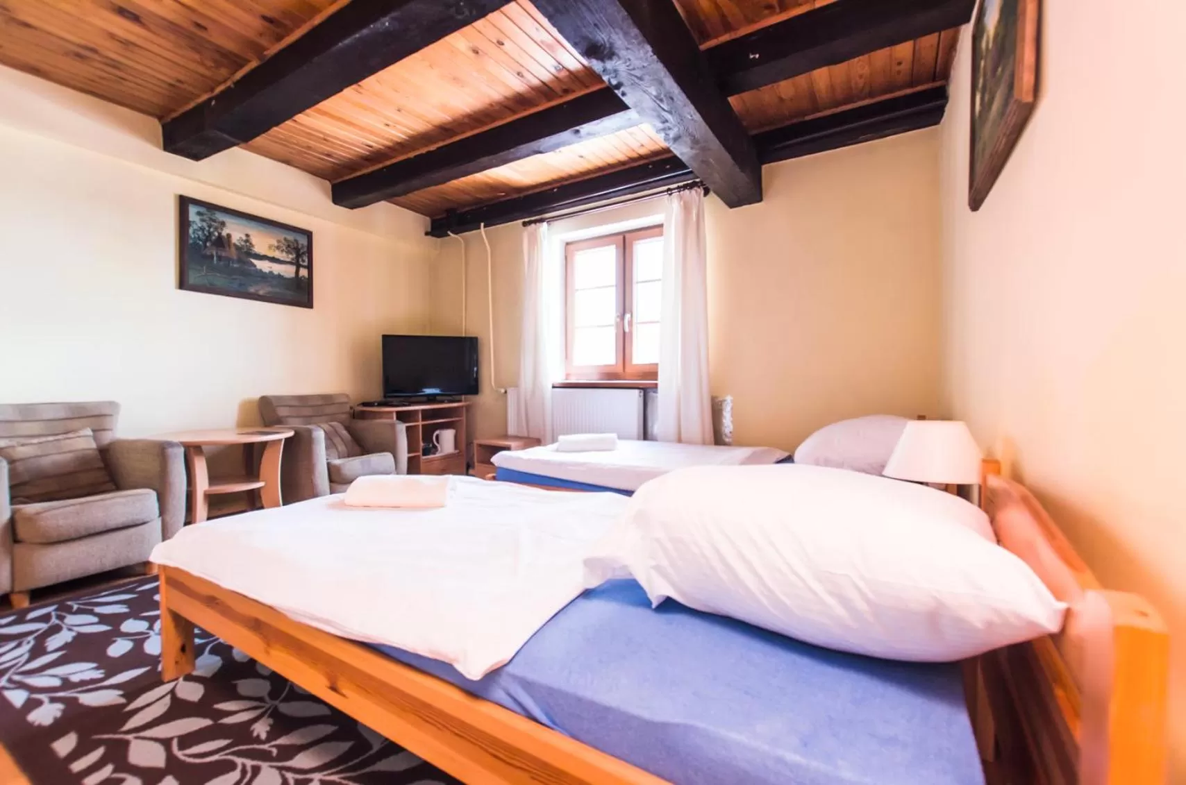 Bed in Karczma u Wallenroda