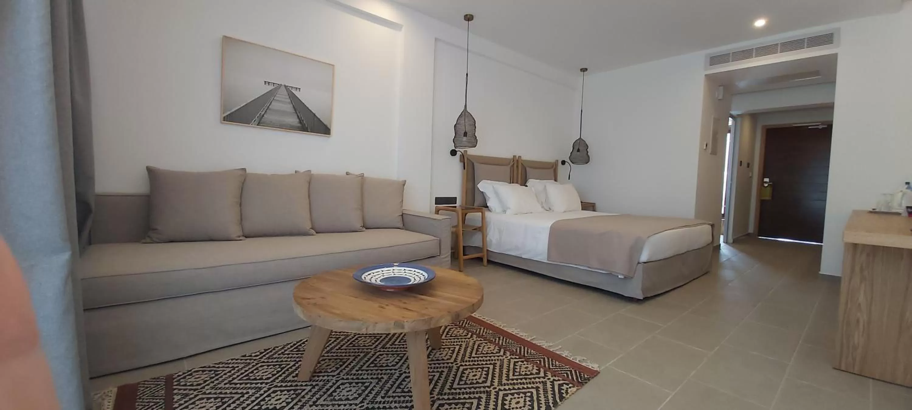 Bedroom, Bed in Napa Mermaid Hotel & Suites