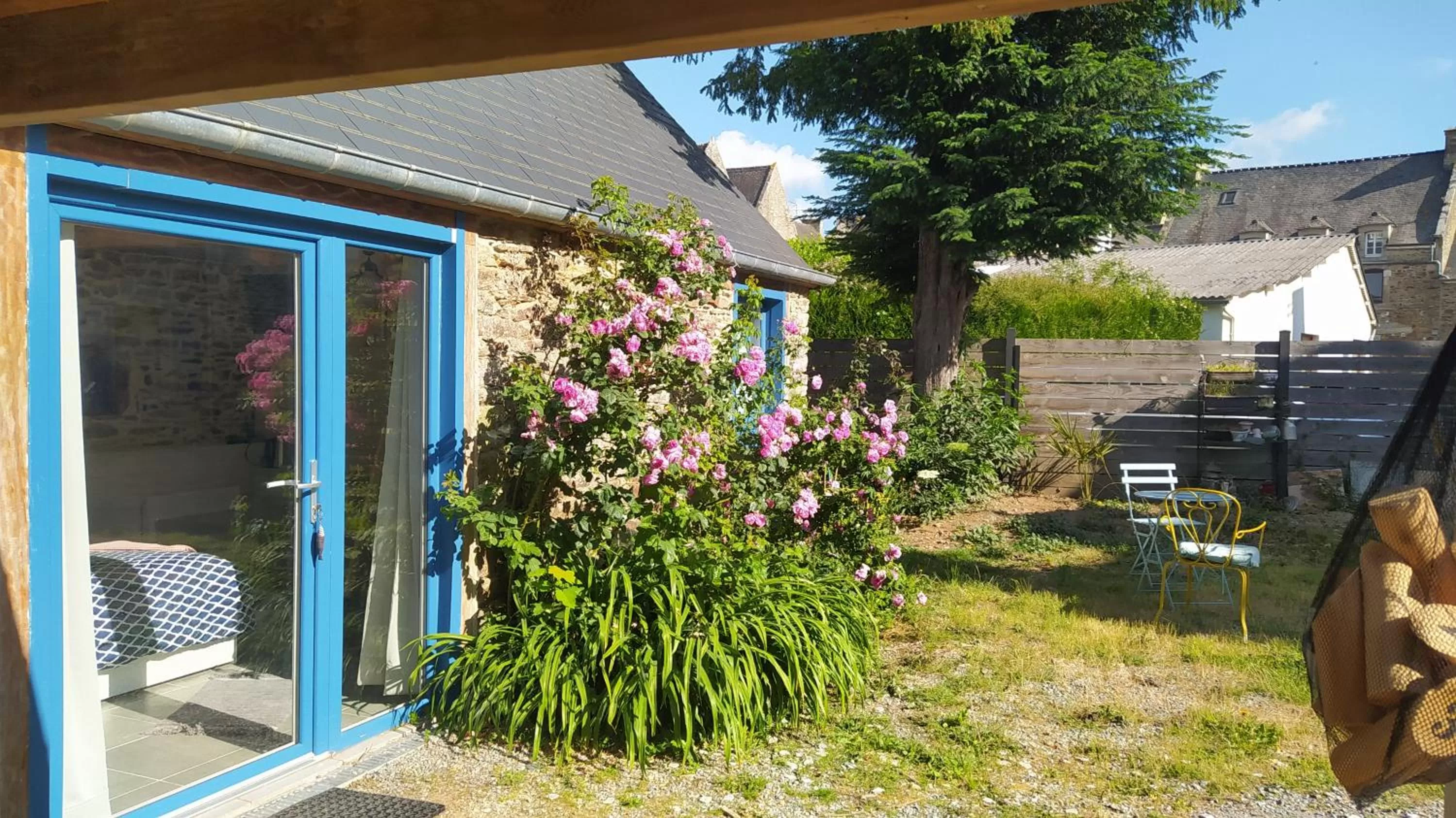 Facade/entrance in Ker Anahid - L'Atelier