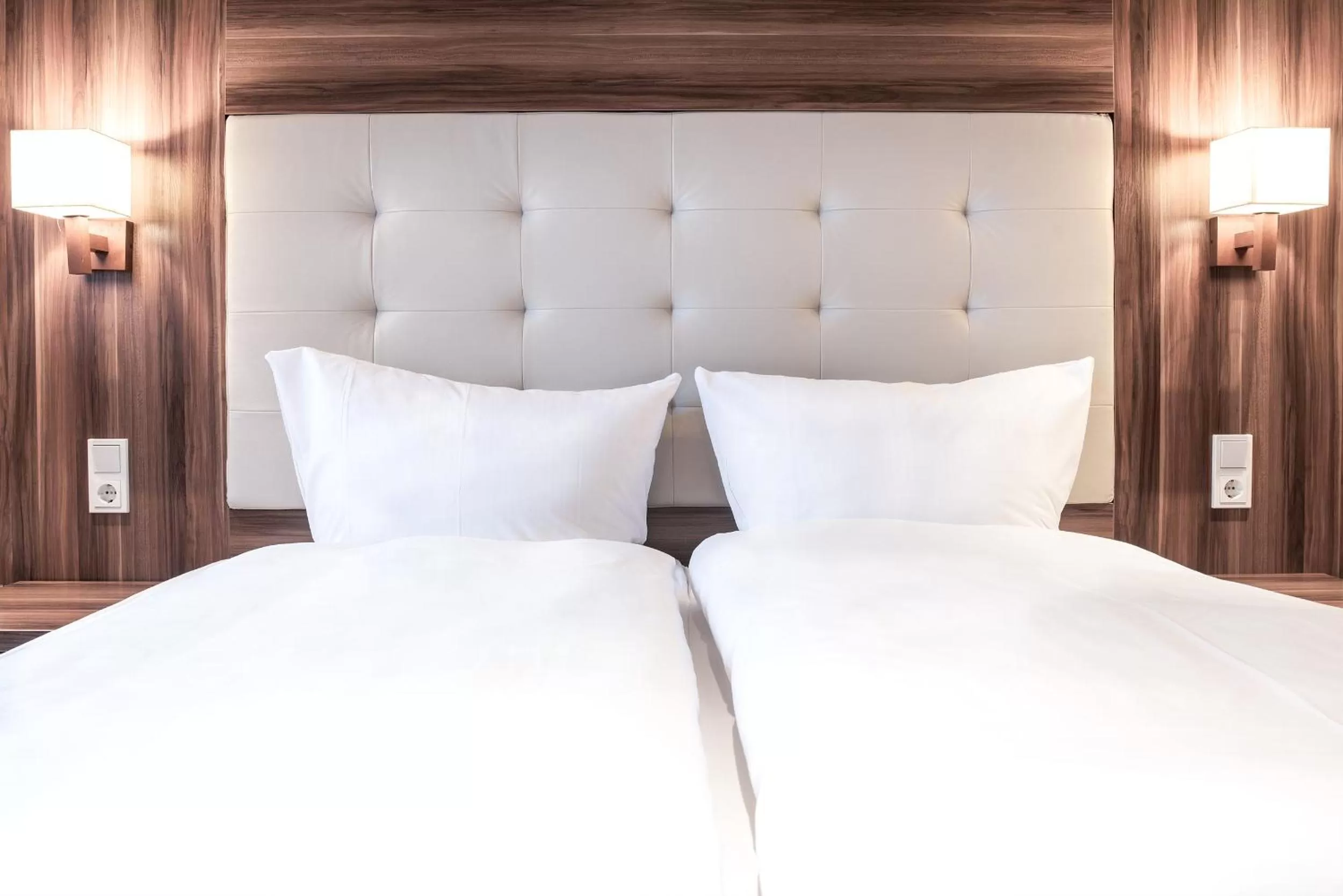 Bed in Hotel Ehranger Hof