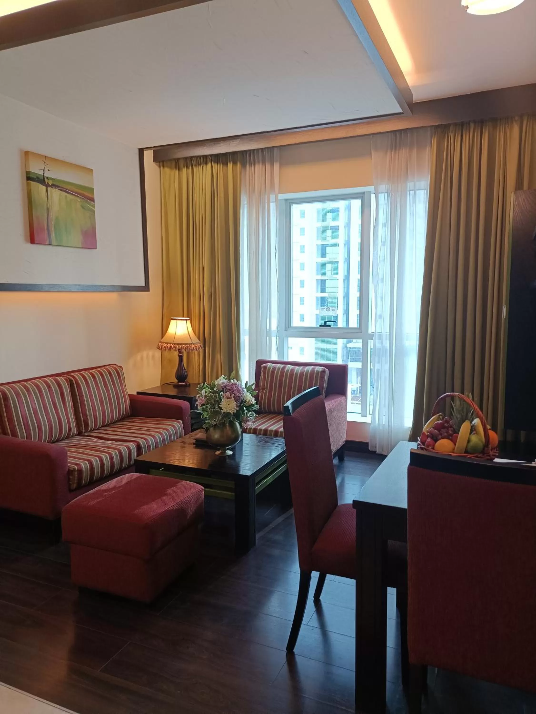 Seating area in Marina View Deluxe Hotel Apartment