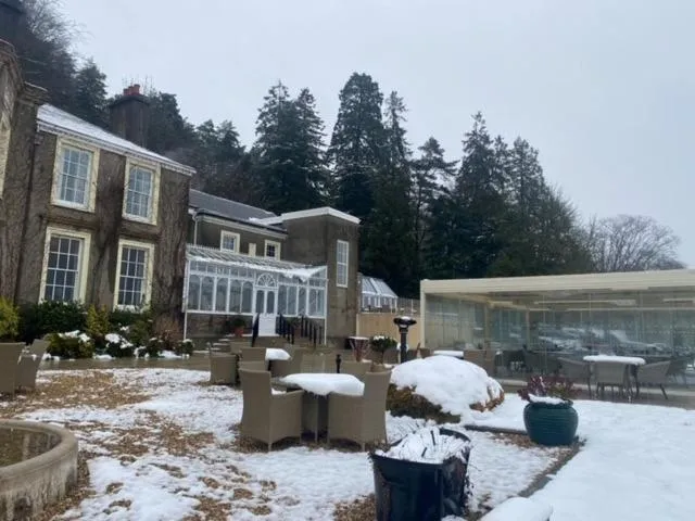 Winter in New House Country Hotel