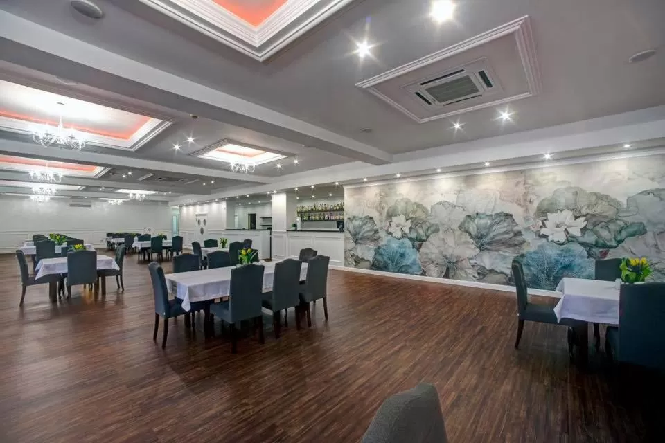 Restaurant/places to eat in Hotel i Restauracja Bona