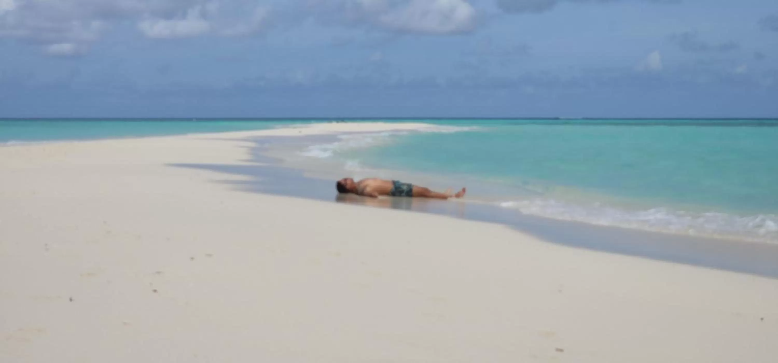 Property building, Beach in Araamview