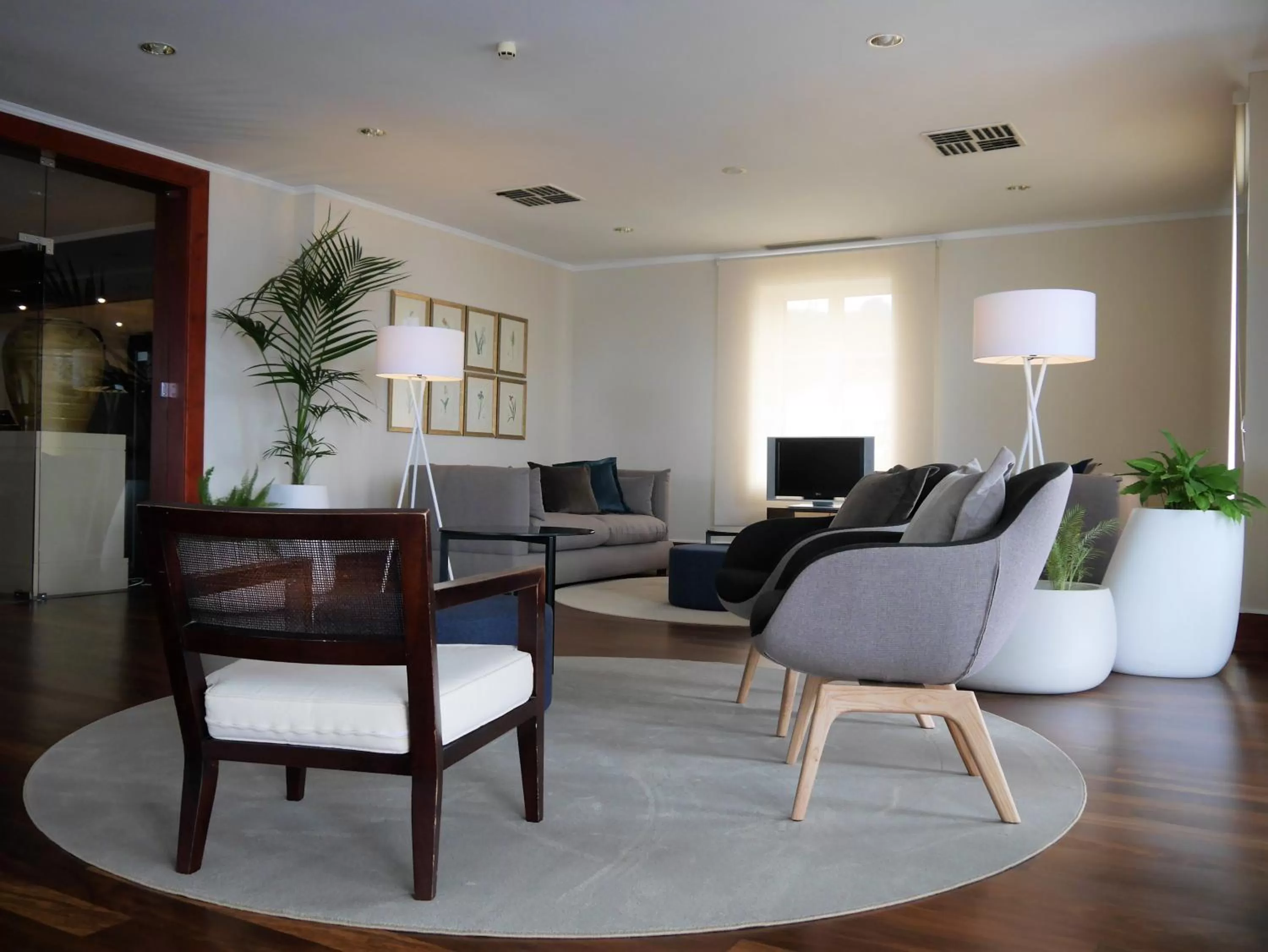 Communal lounge/ TV room in Azoris Faial Garden – Resort Hotel