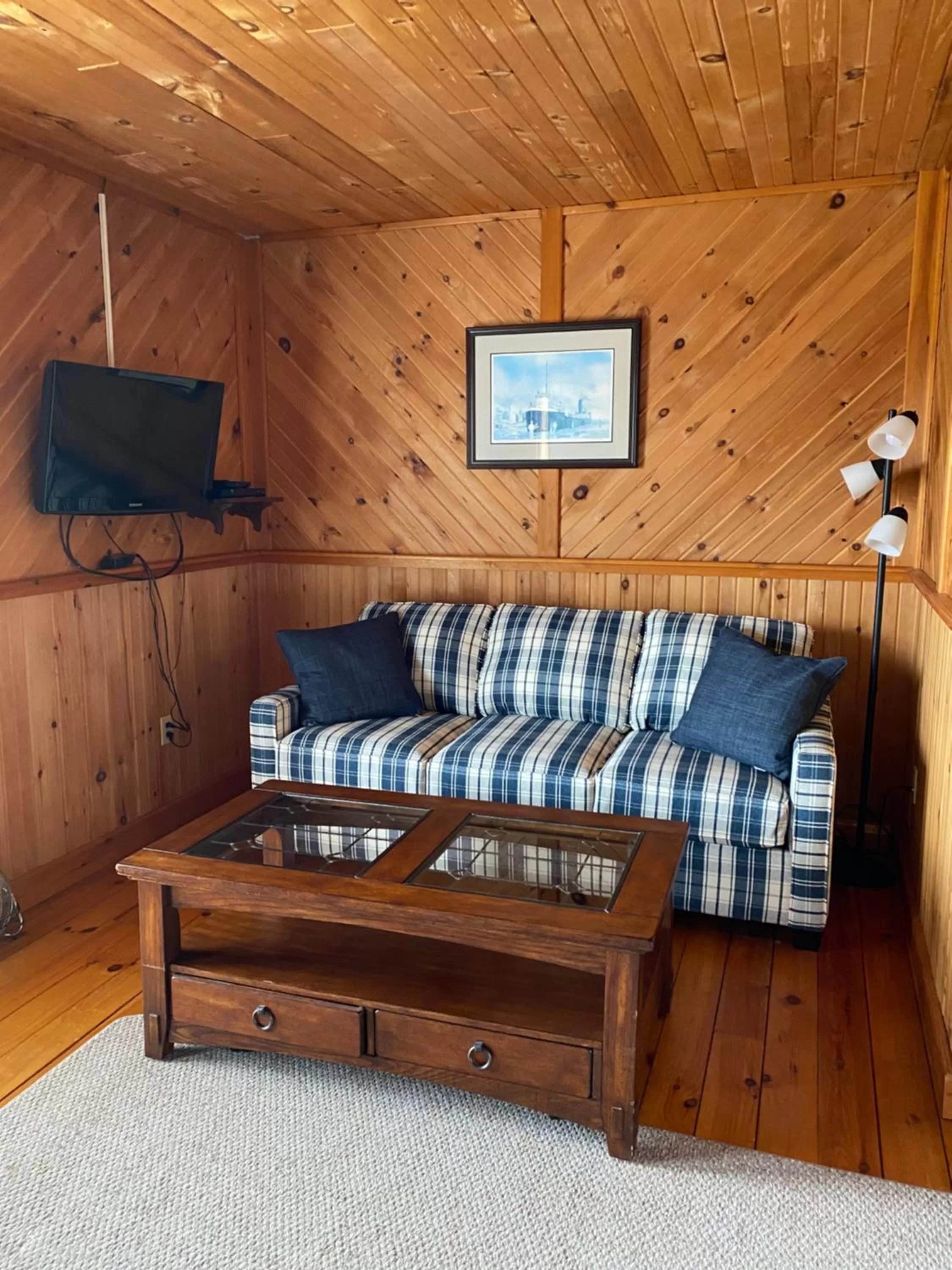 Seating Area in Bye the Bay Bed and Breakfast