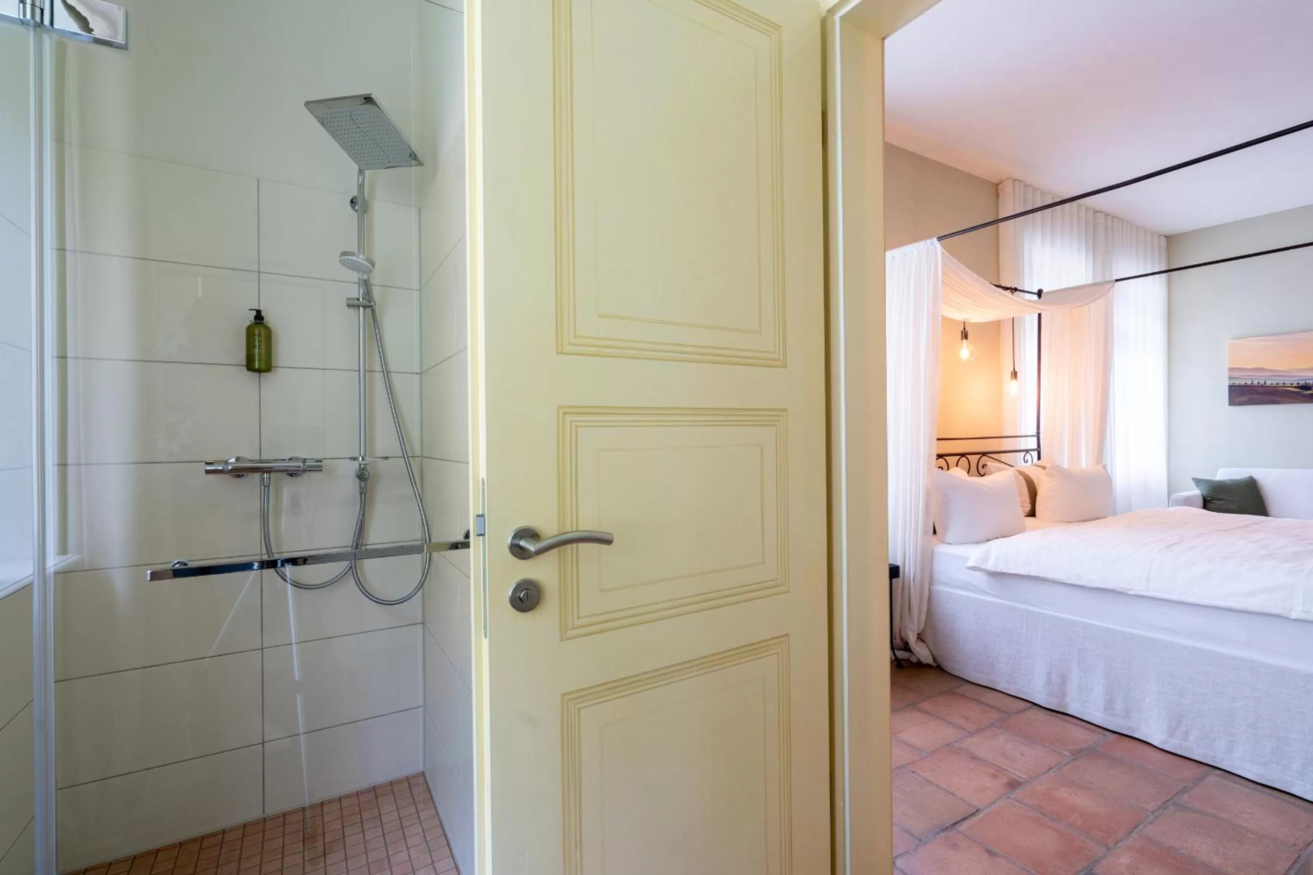 Bathroom in Albergo-Toscana