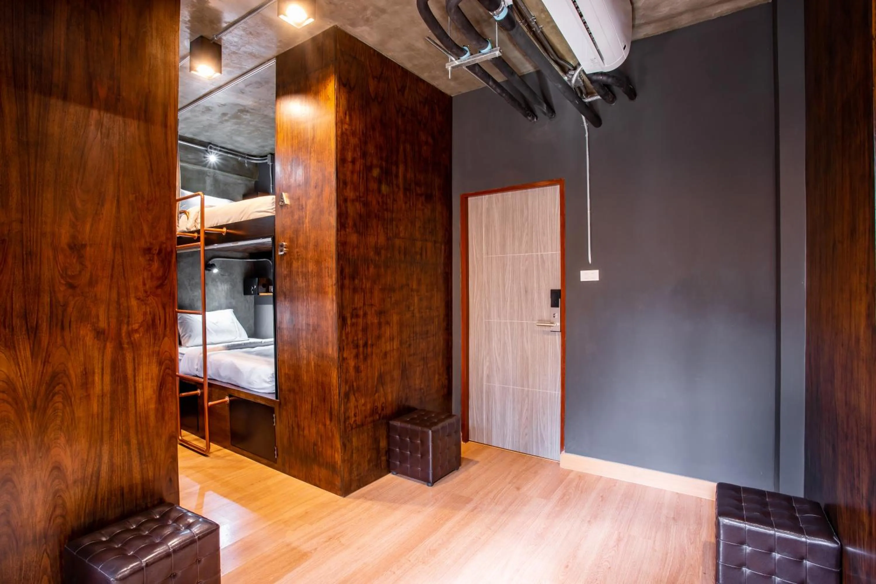 TV and multimedia, Bed in Kaen Hostel