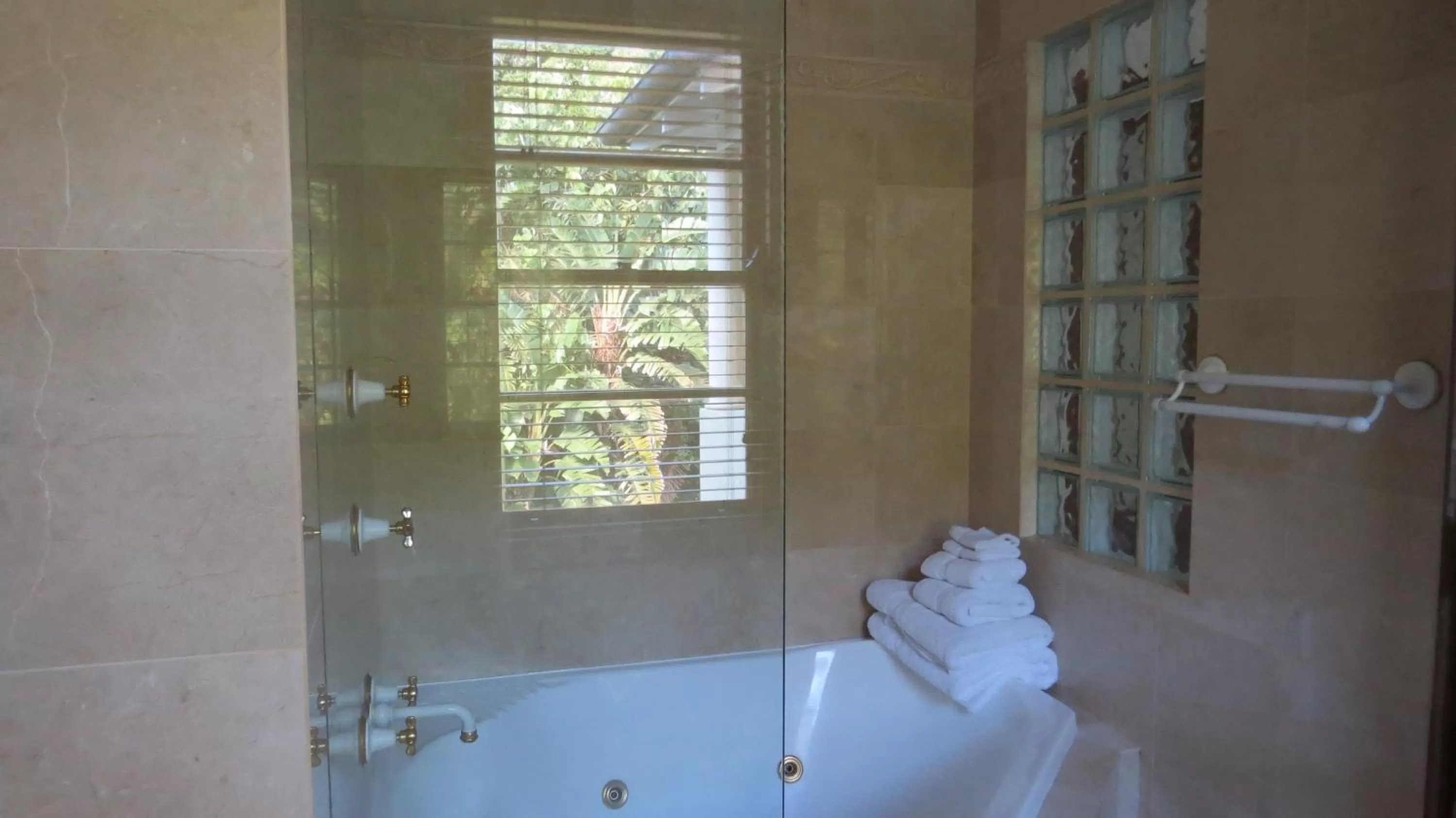 Day, Bathroom in Victoria's At Wategos