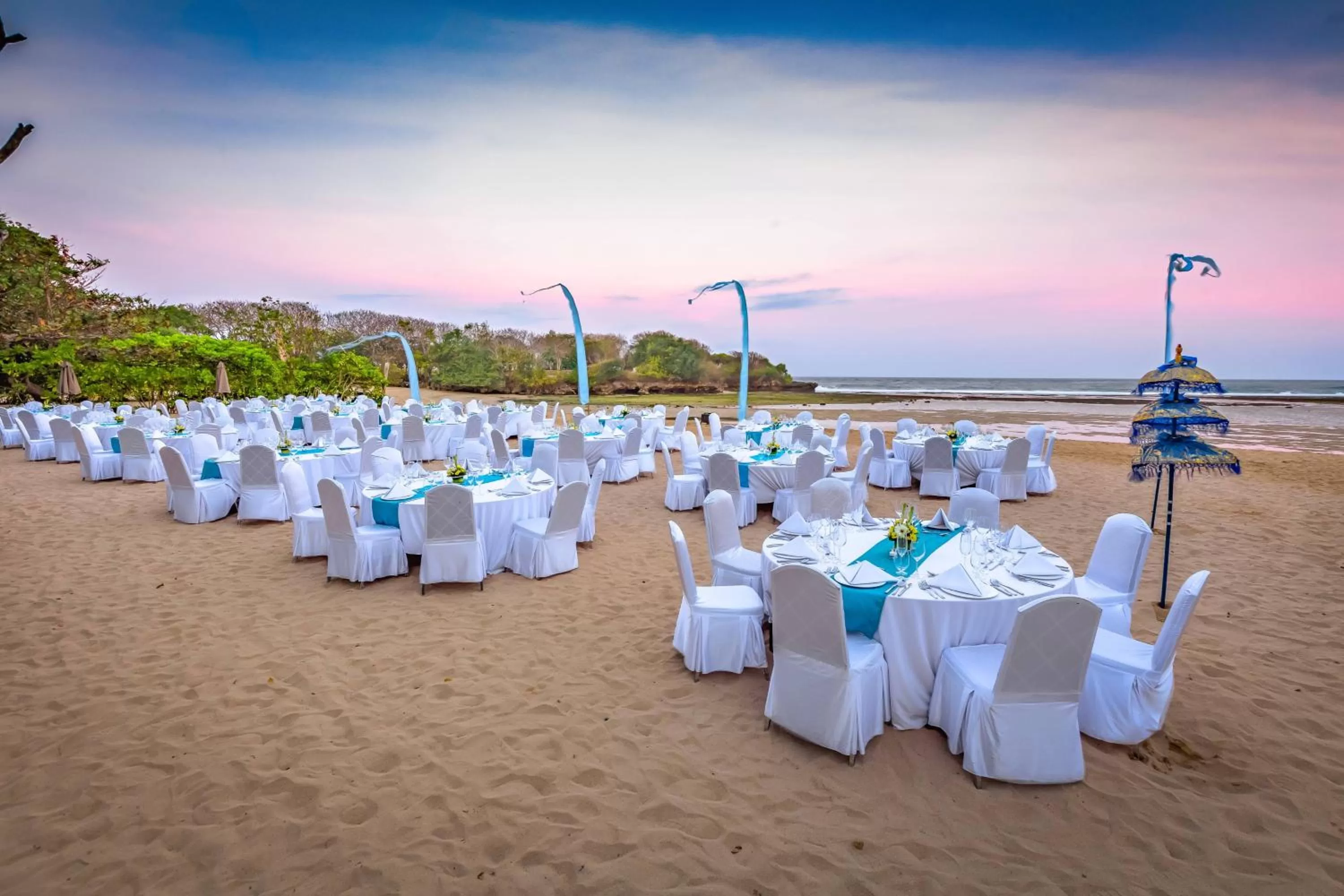 Beach in Courtyard by Marriott Bali Nusa Dua Resort