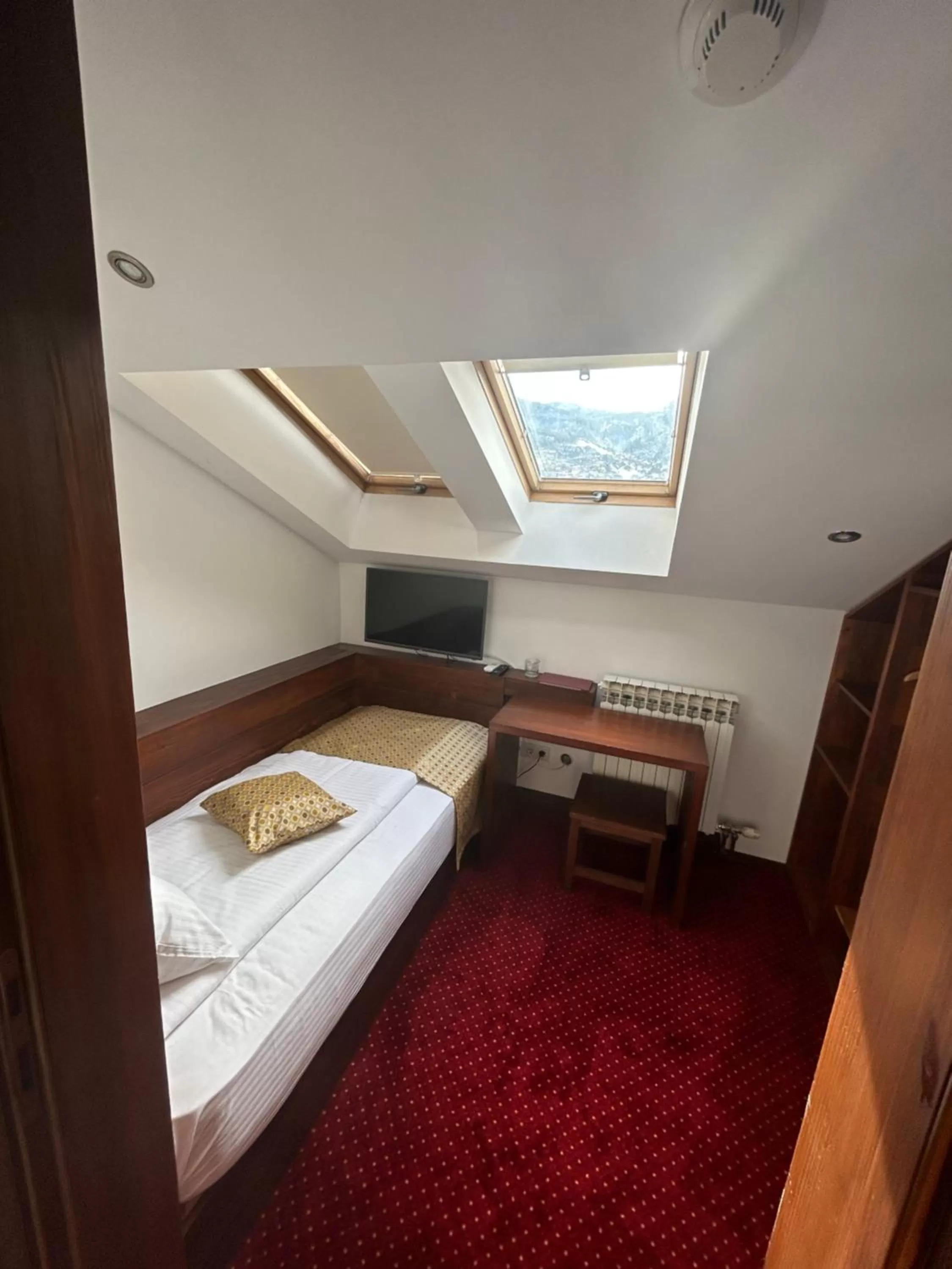 Bedroom, Bed in Garni Hotel Konak