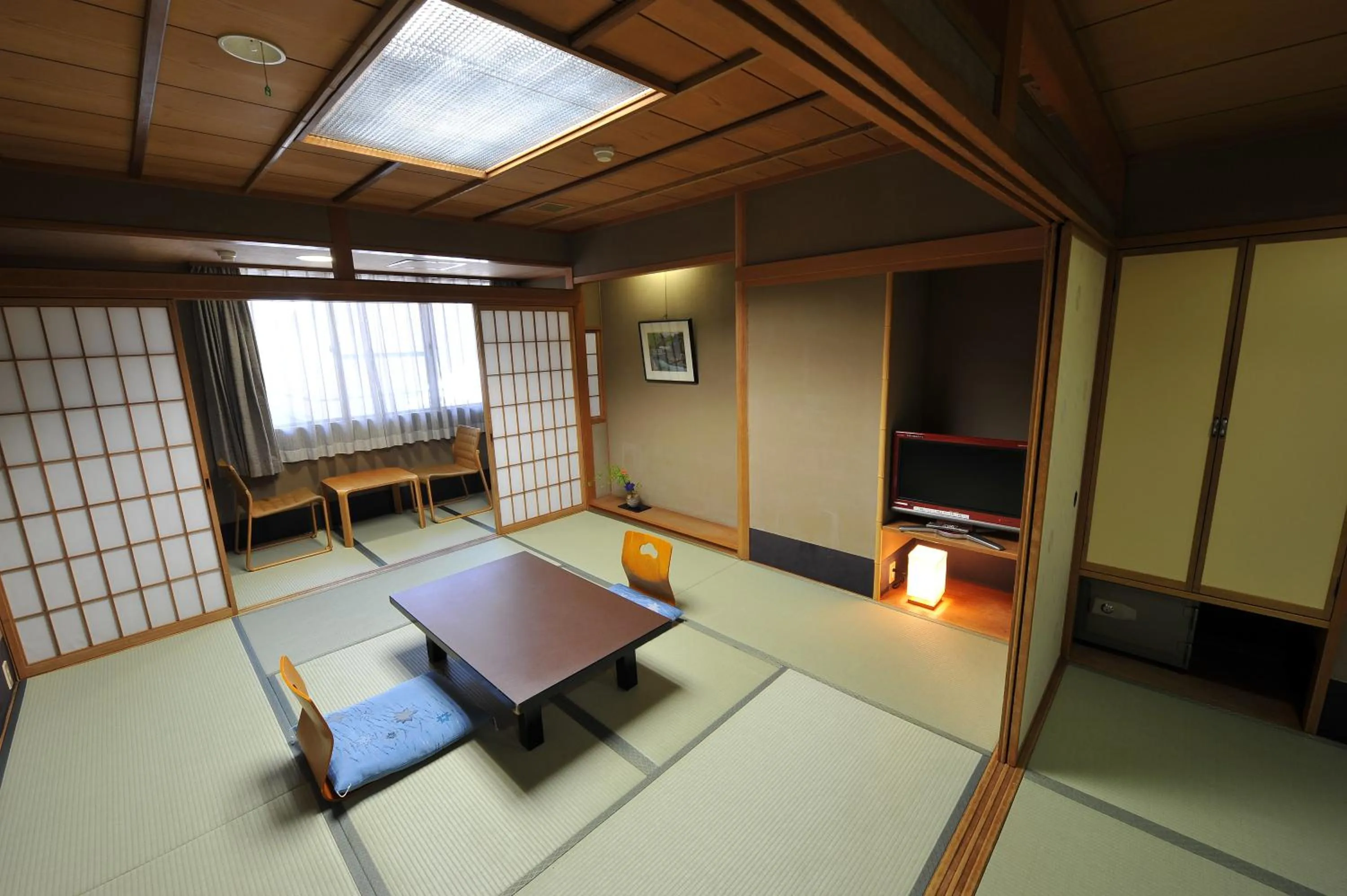 Photo of the whole room in Watazen Ryokan - Established in 1830
