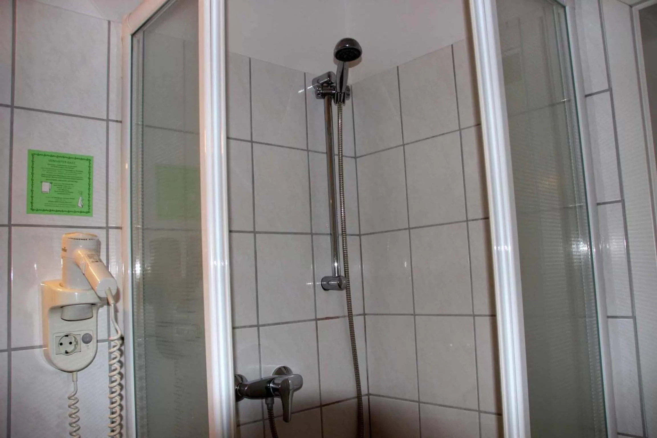 Bathroom in Hotel Gasthof Zum weissen Lamm