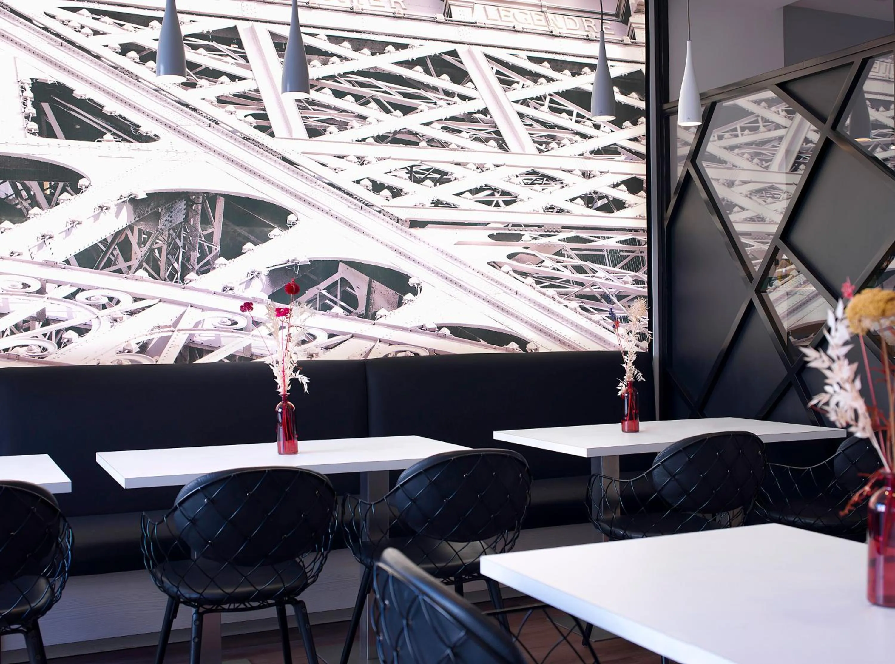 Restaurant/places to eat in Hotel Paris Opera Affiliated by Meliá