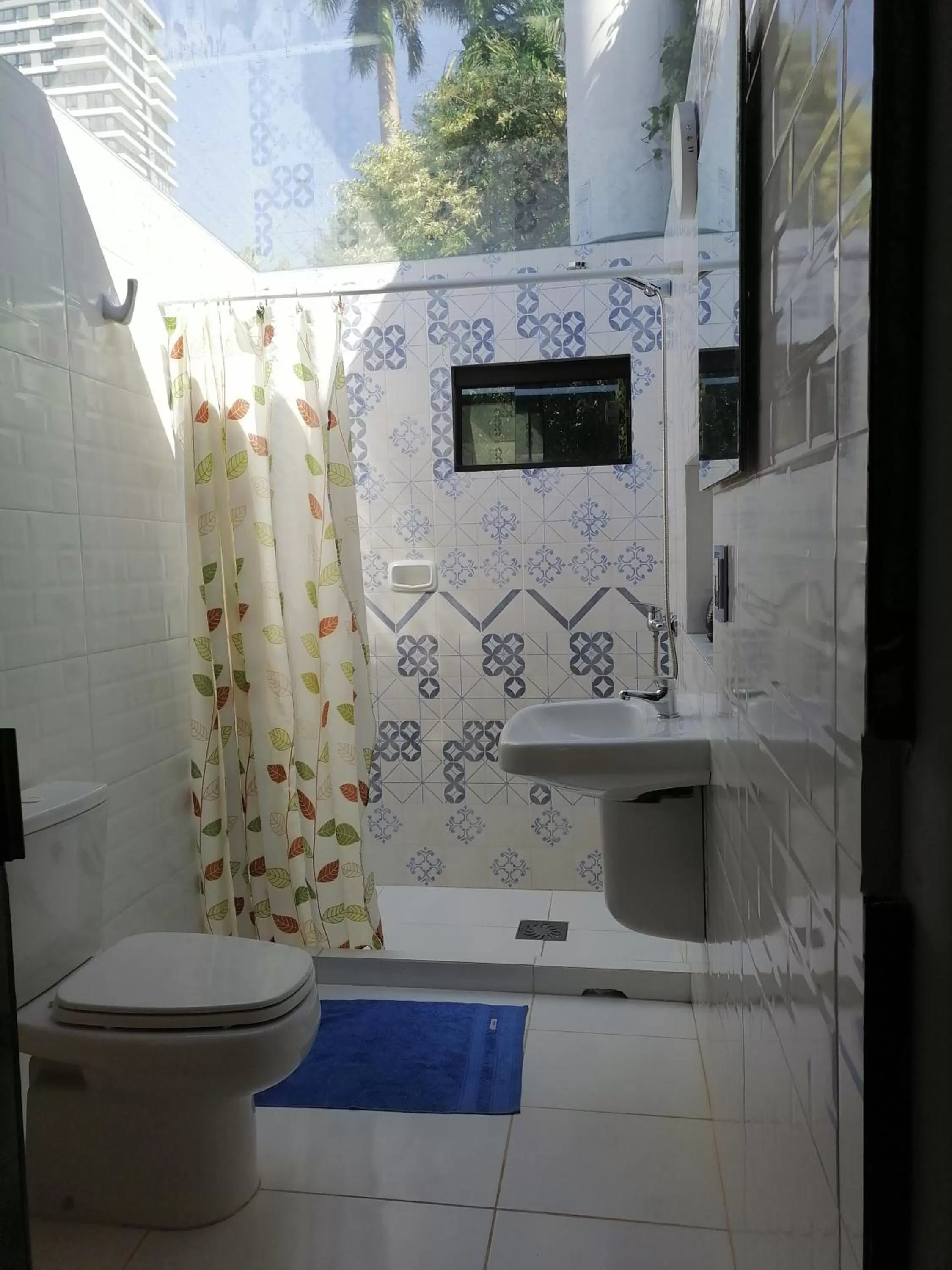 Bathroom in Granados B&B