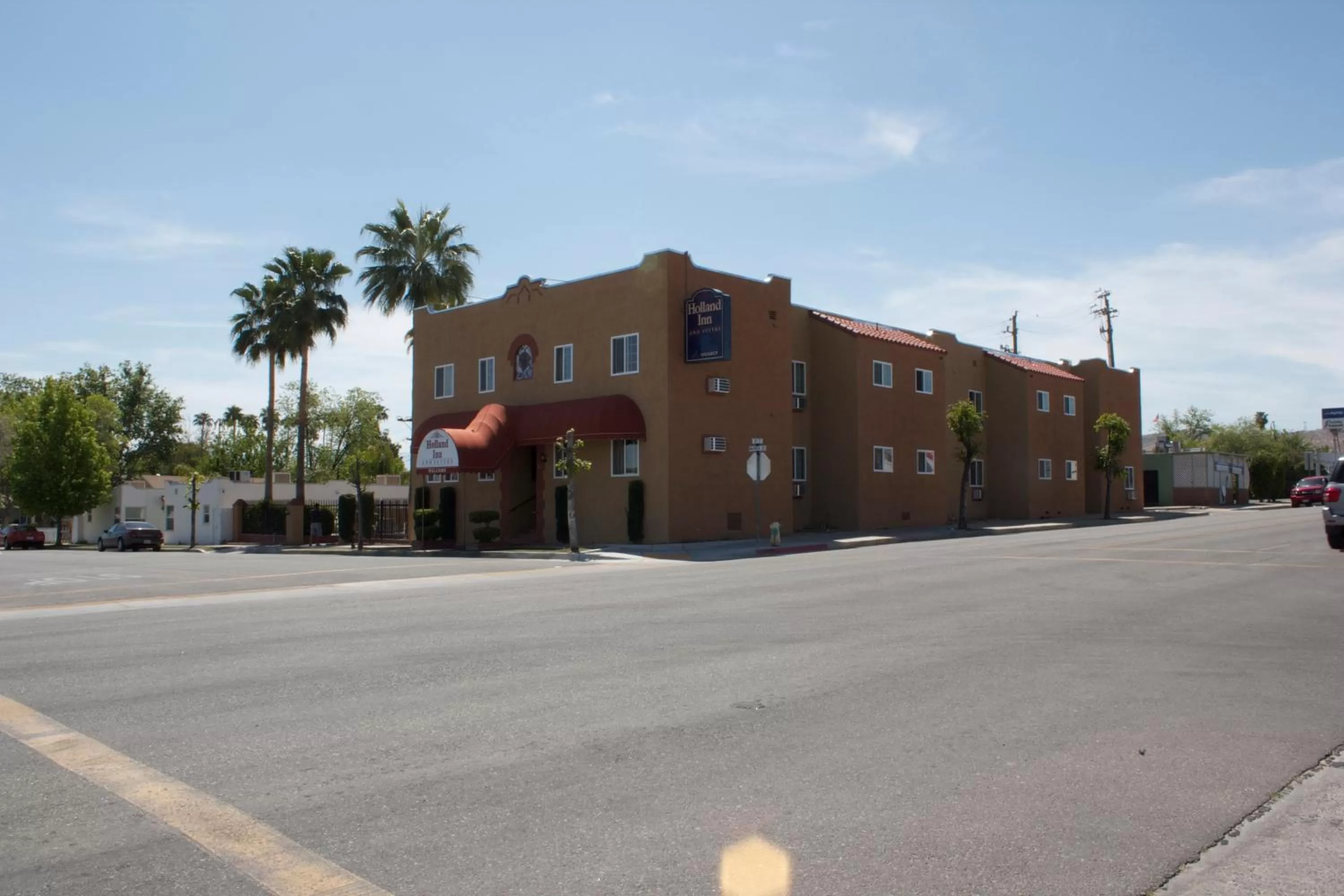 Property building in Holland Inn and Suites