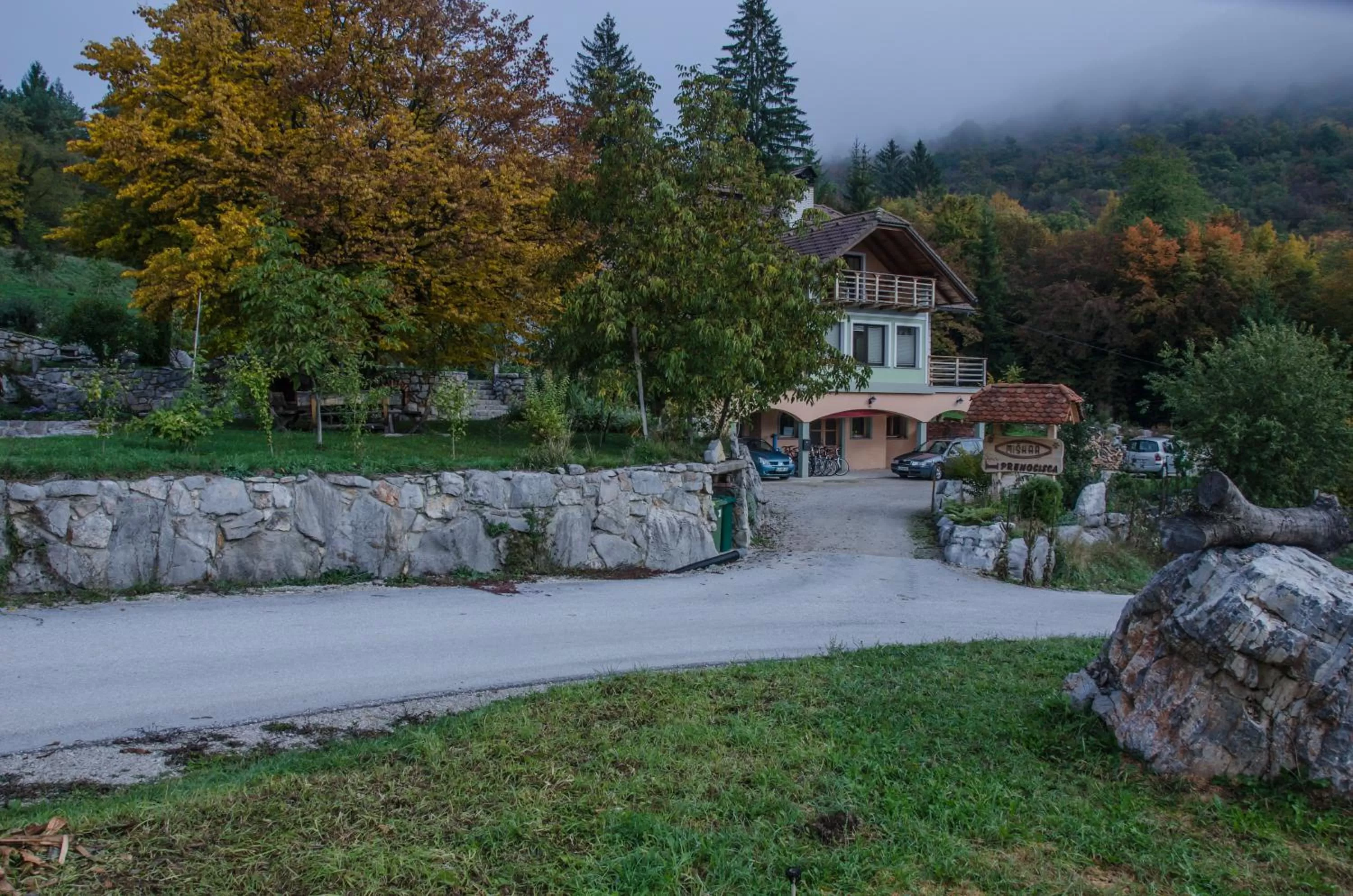 Natural landscape, Property Building in Miškar Rooms