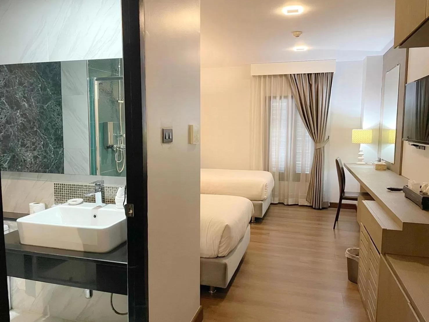 Bathroom, Bed in Marigold Lanna