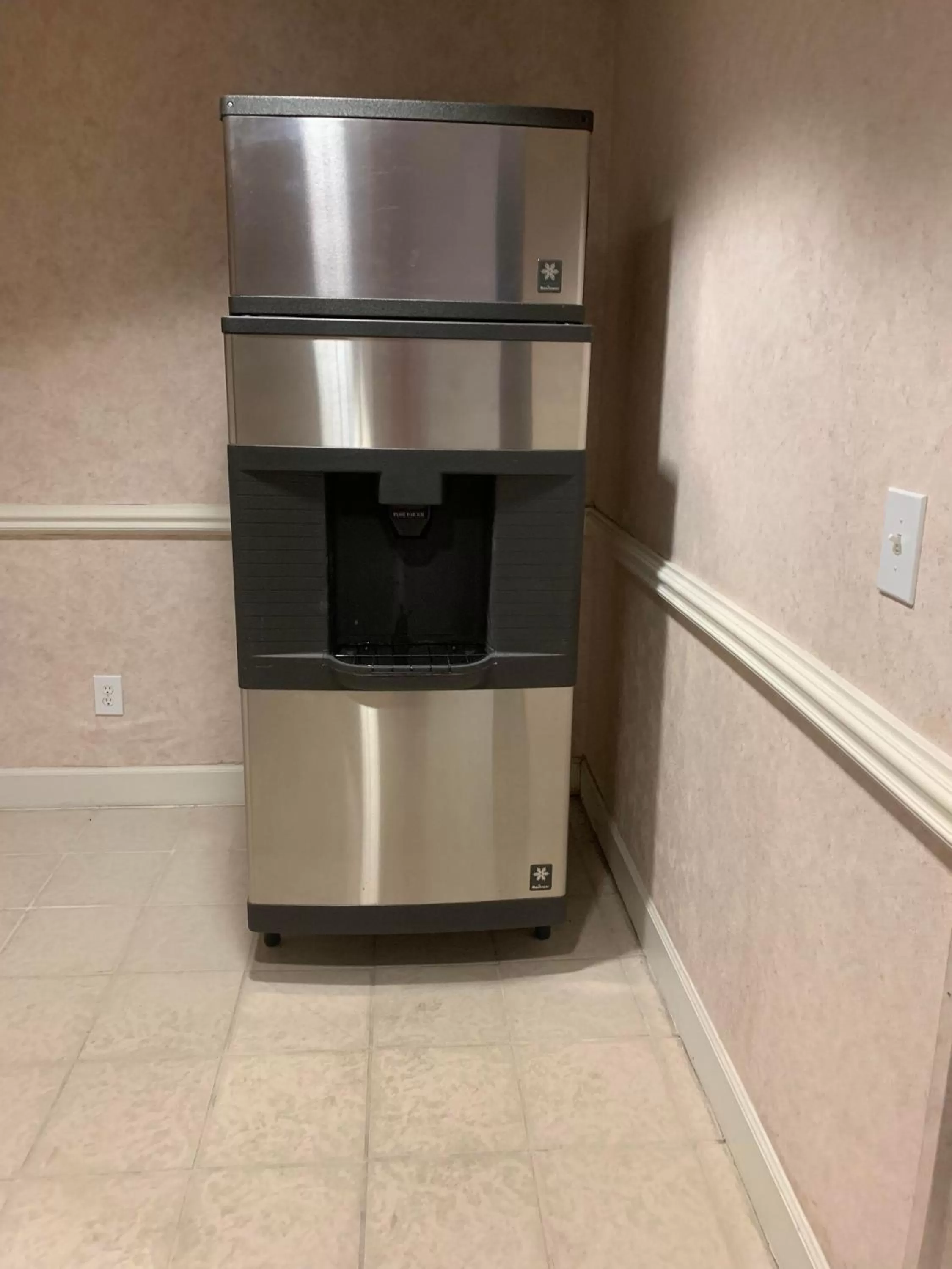 Other in Super 8 by Wyndham Hillsboro TX