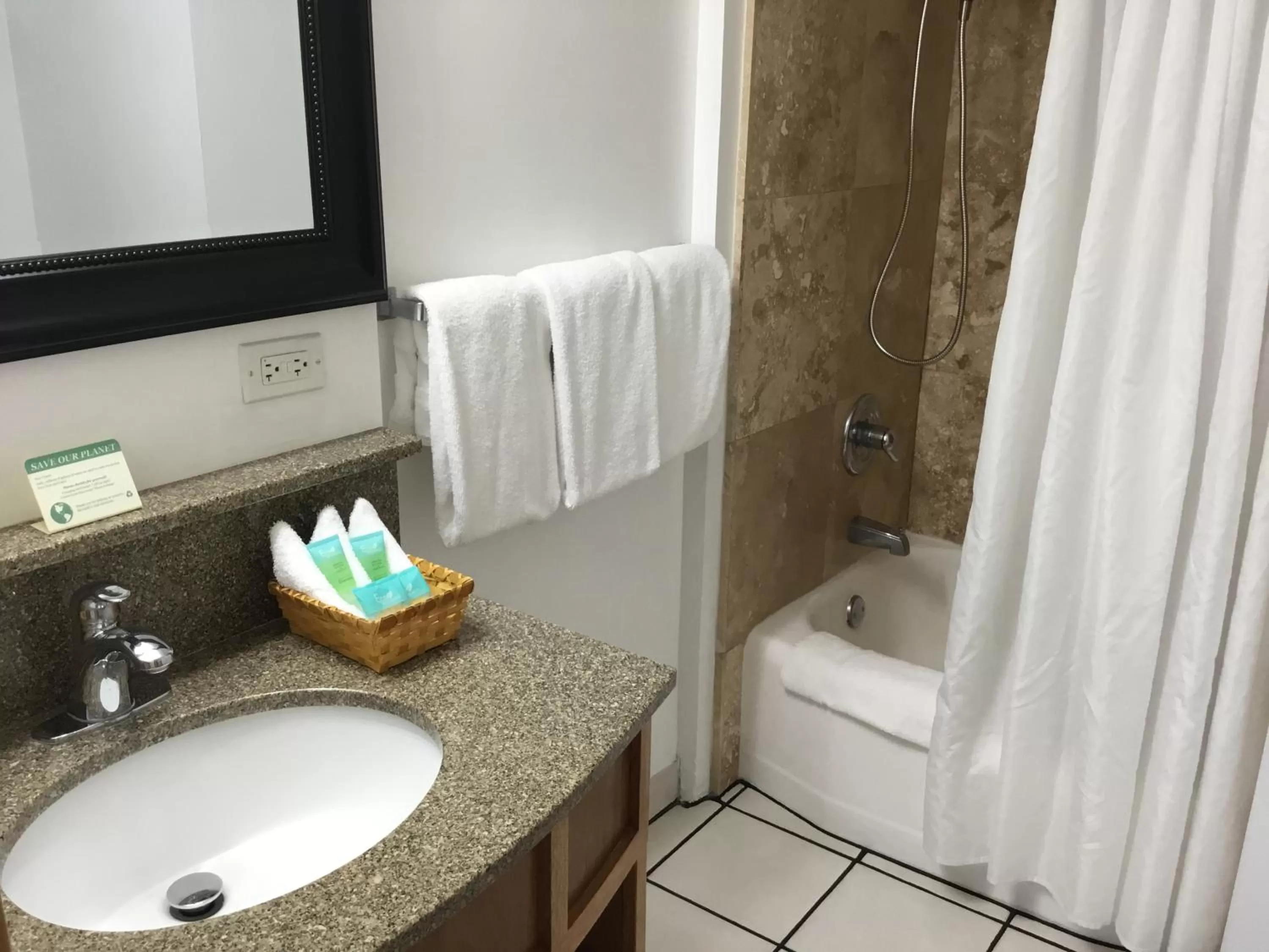 Shower in Holiday Surf Hotel (with full kitchen)
