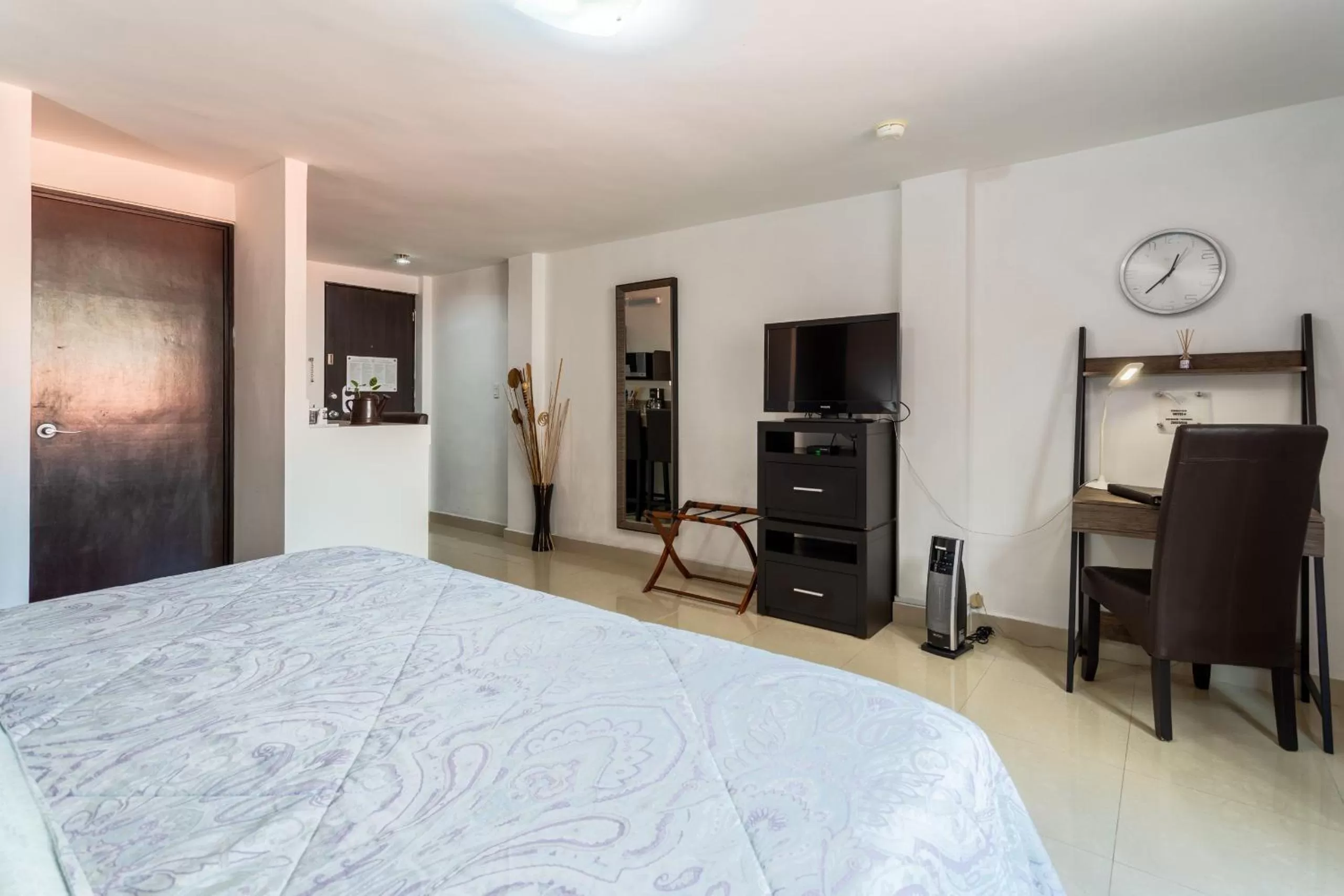 Superior Studio in Suites 259 Condesa