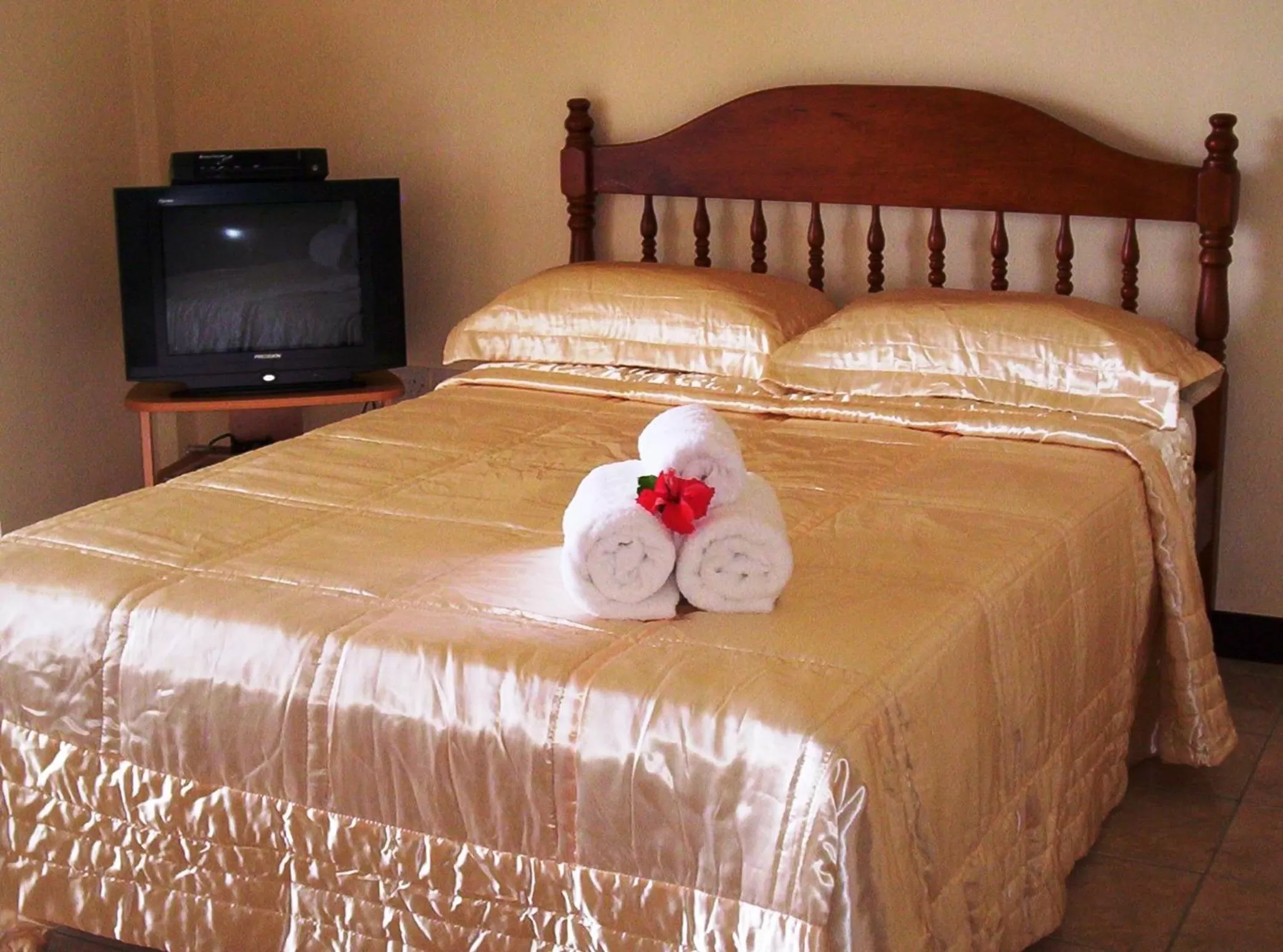 Photo of the whole room, Bed in The Relax Inn