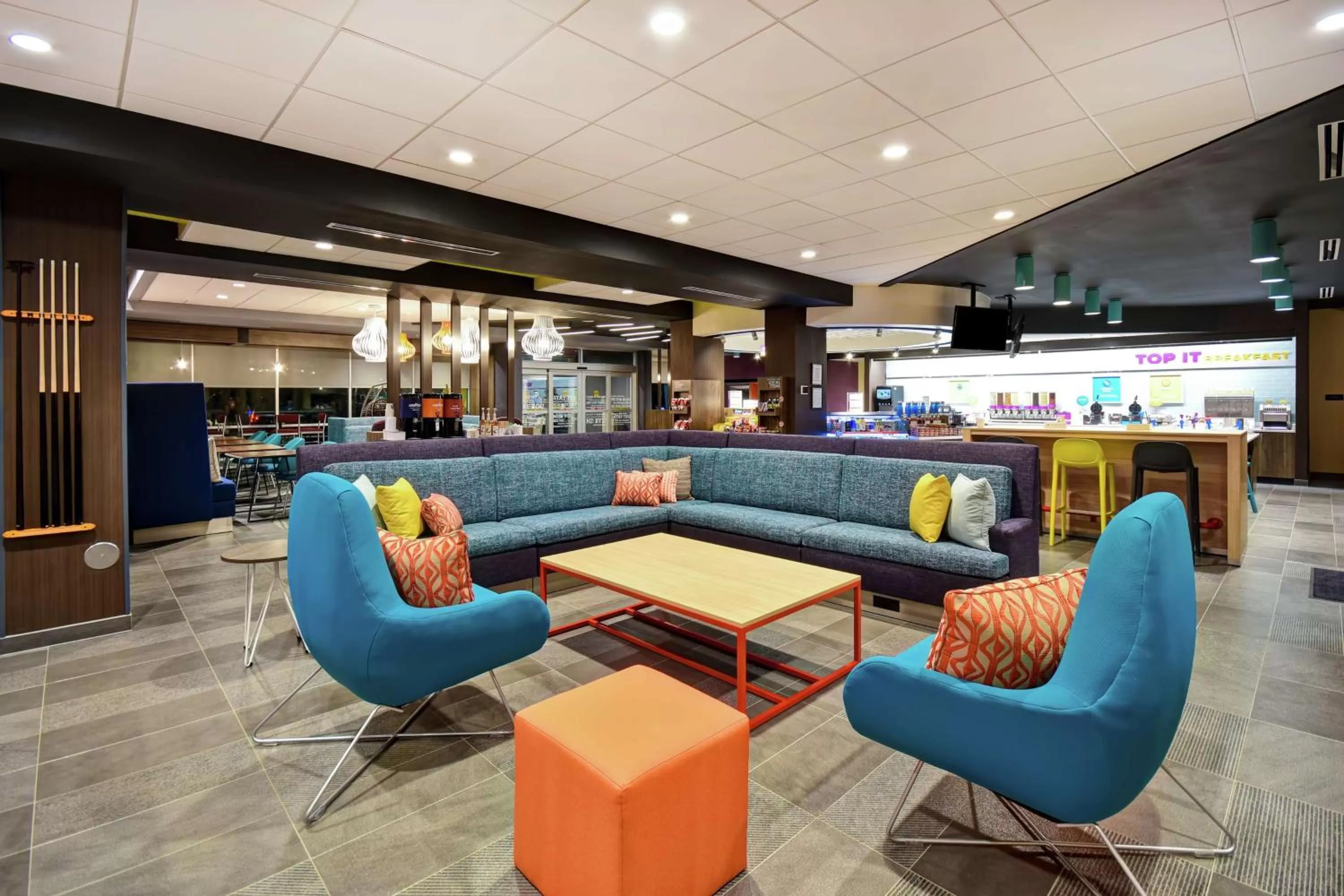 Lobby or reception in Tru By Hilton Cincinnati Airport South Florence