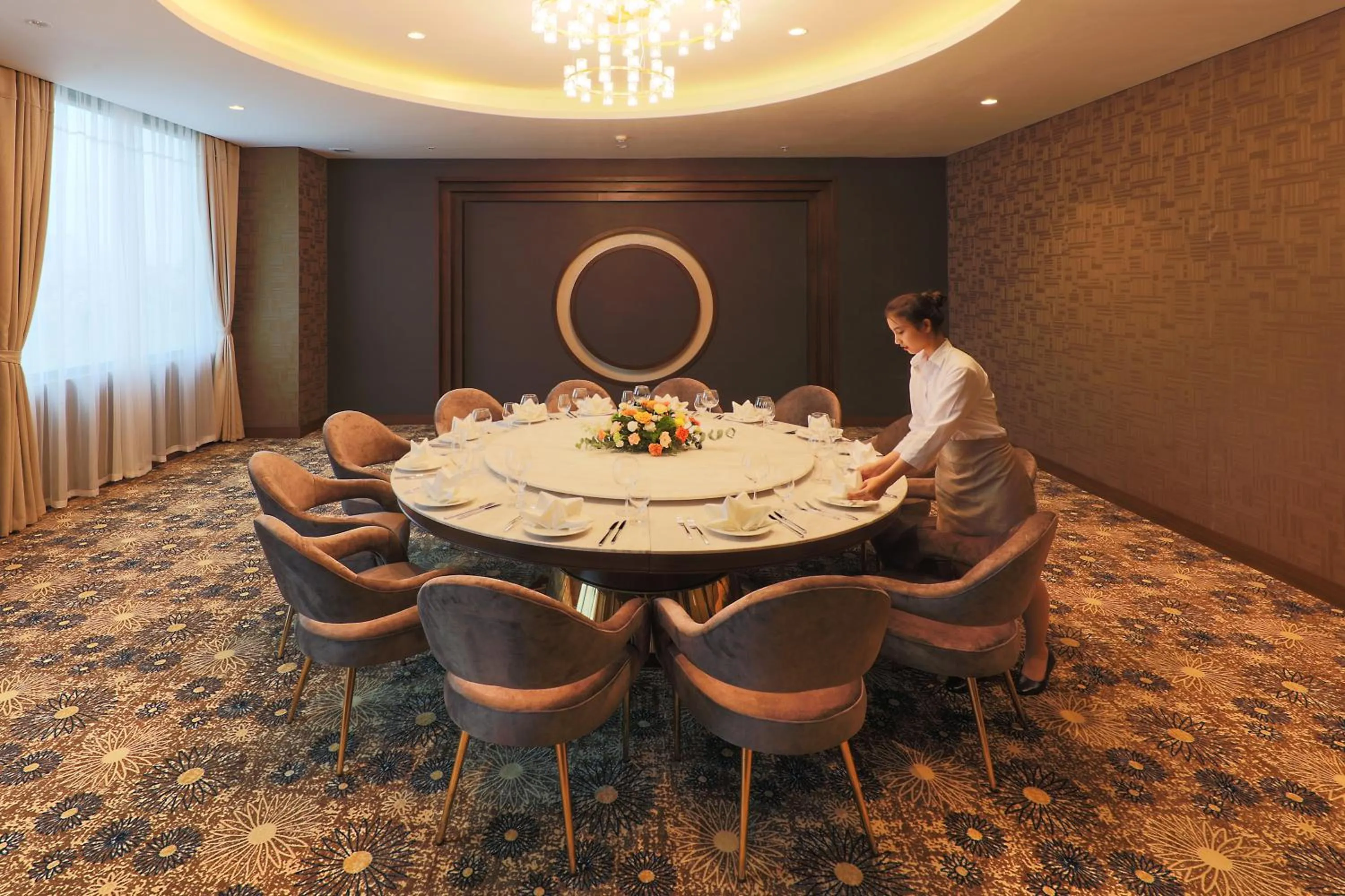 Restaurant/places to eat in Grand Vista Hanoi