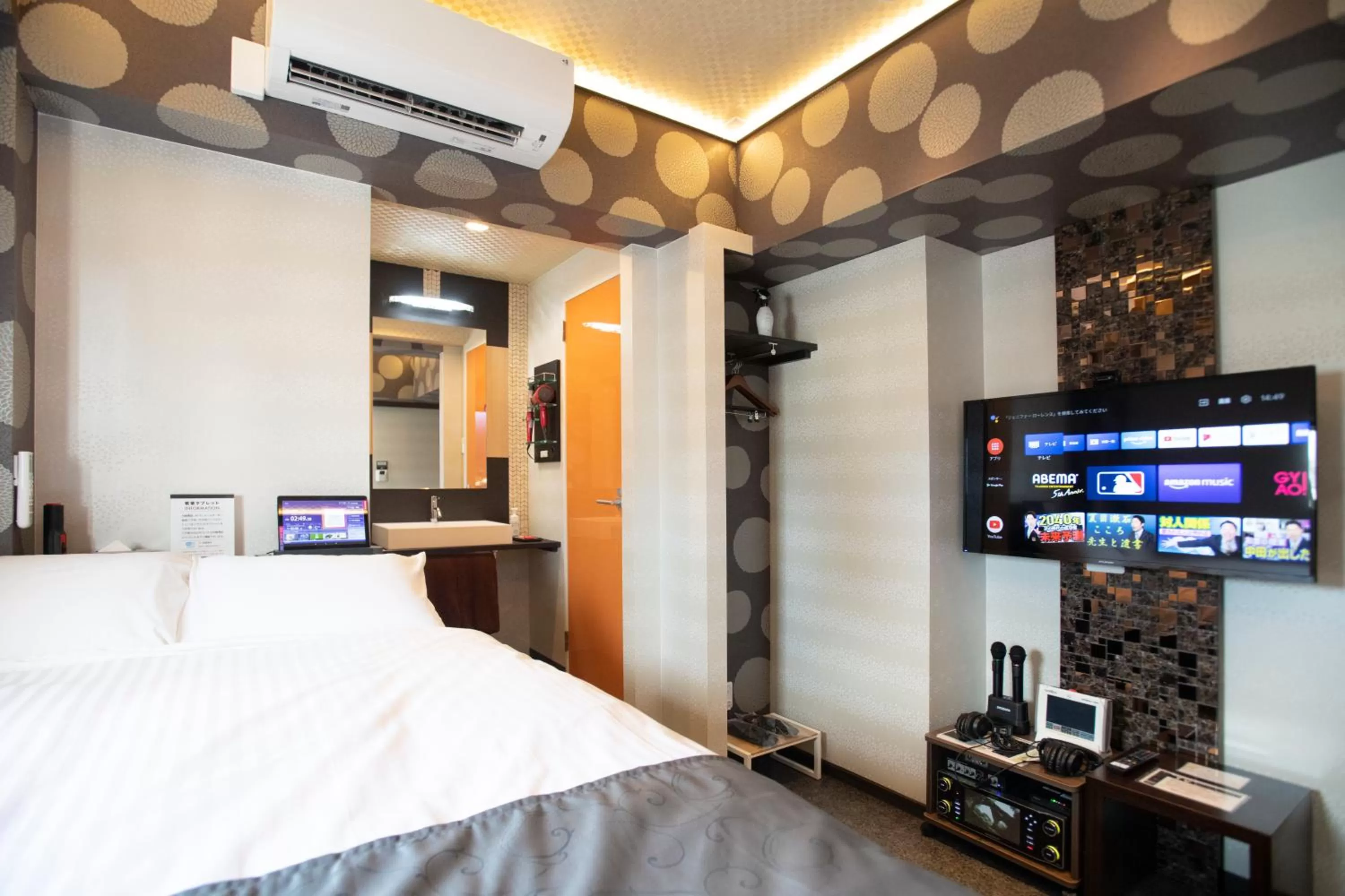 Photo of the whole room, Bed in Pinpon Hotel Hiroshima