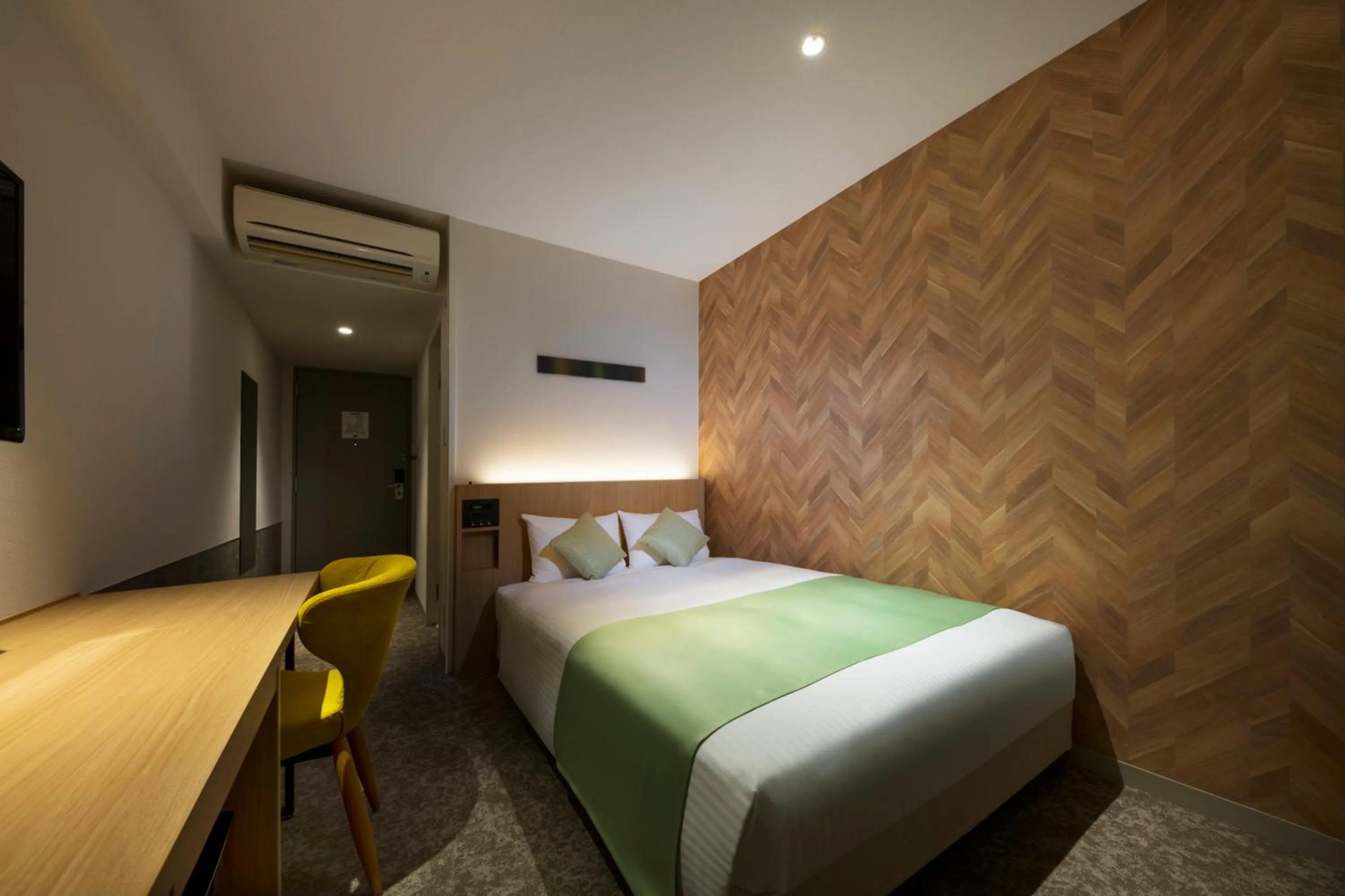 Run of House - Non-Smoking in Hotel Villa Fontaine Tokyo-Otemachi