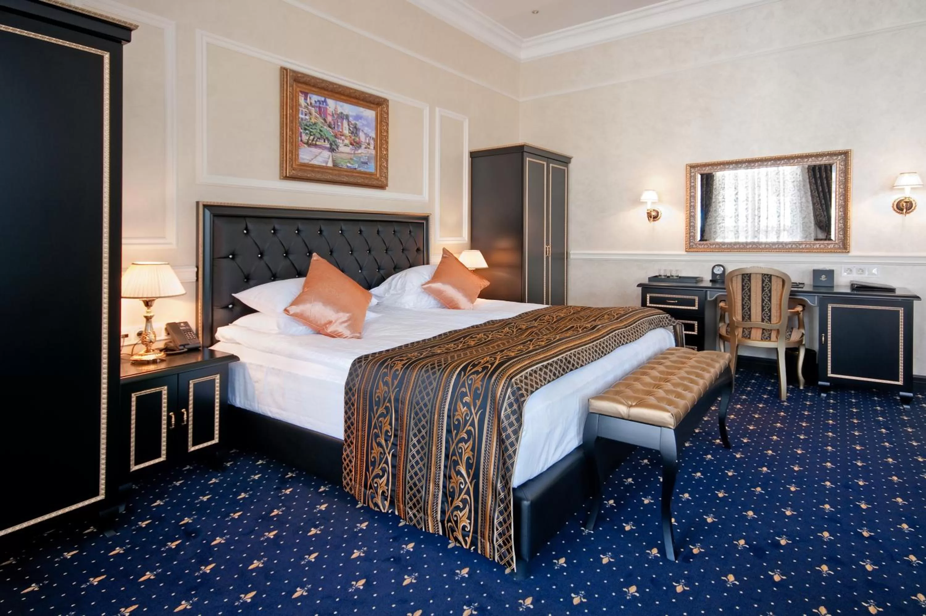 Decorative detail, Bed in Villa le Premier Maestro