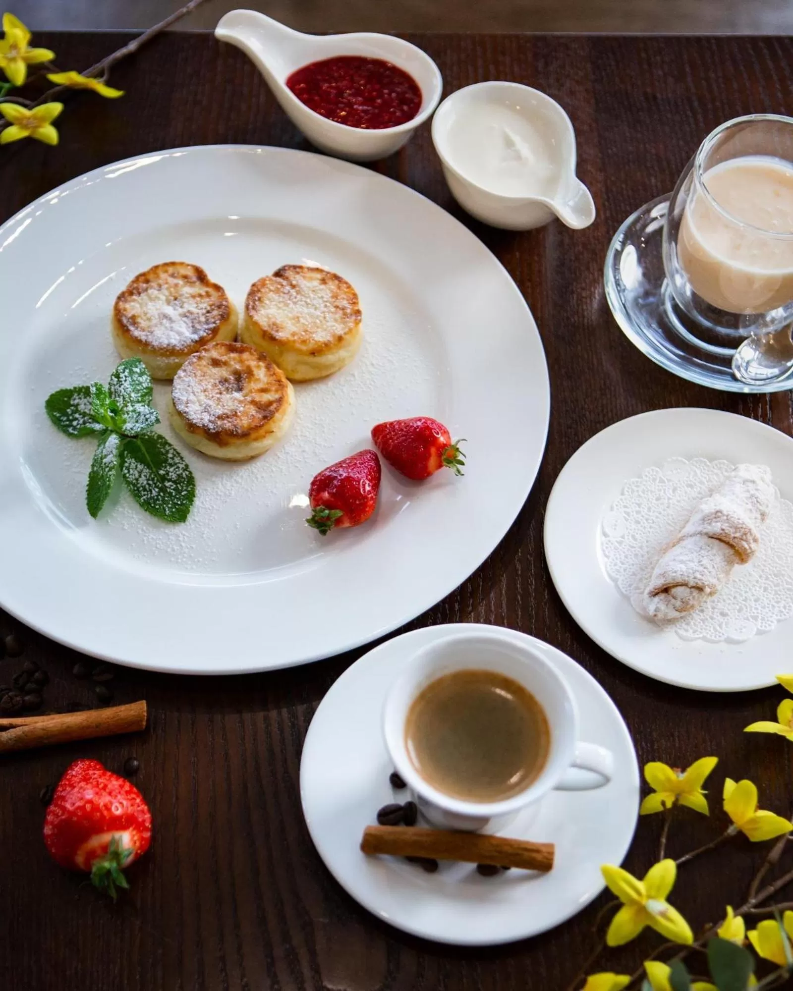 Restaurant/places to eat in Park Hotel