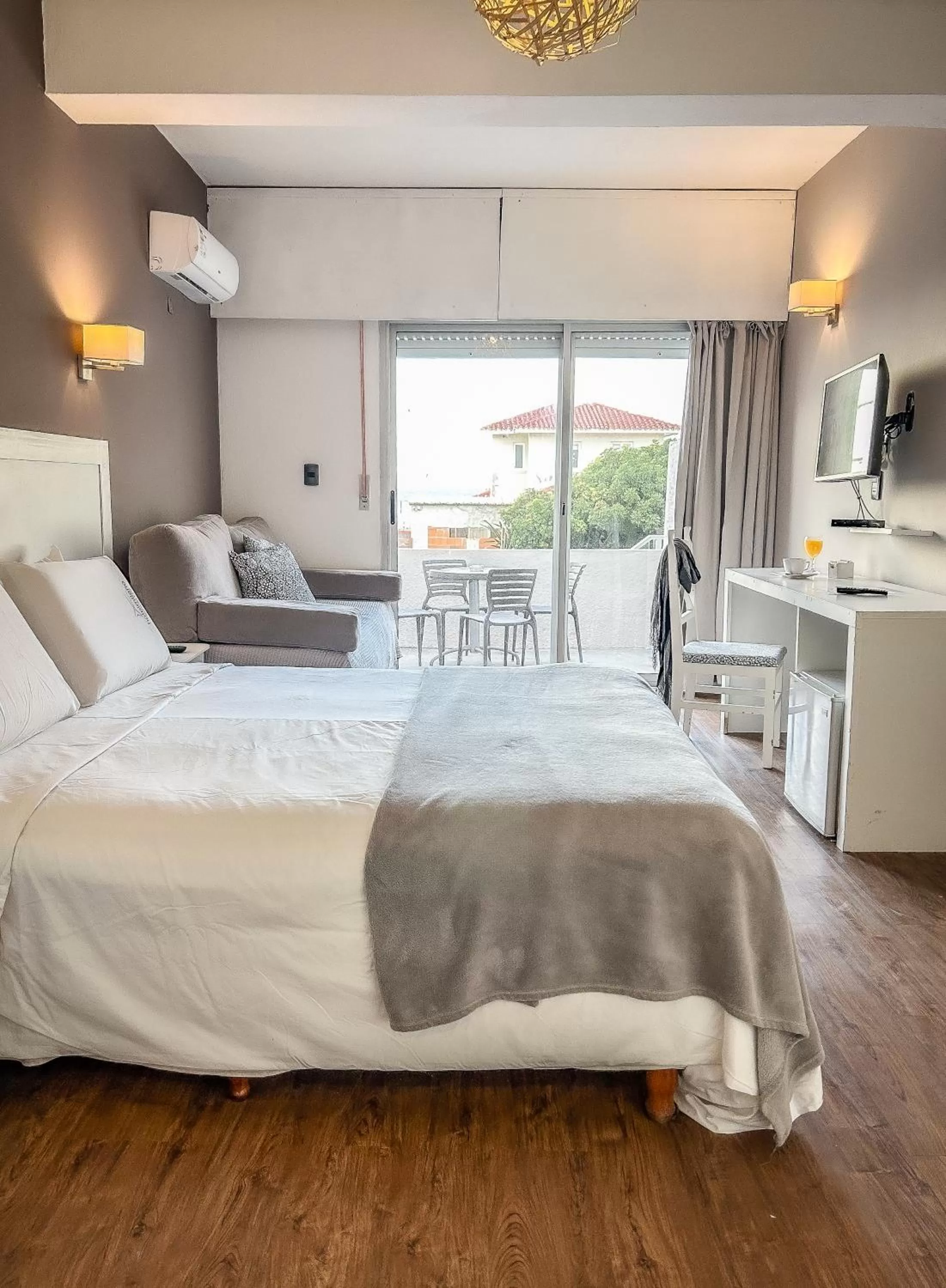 Photo of the whole room, Bed in Hotel Milano