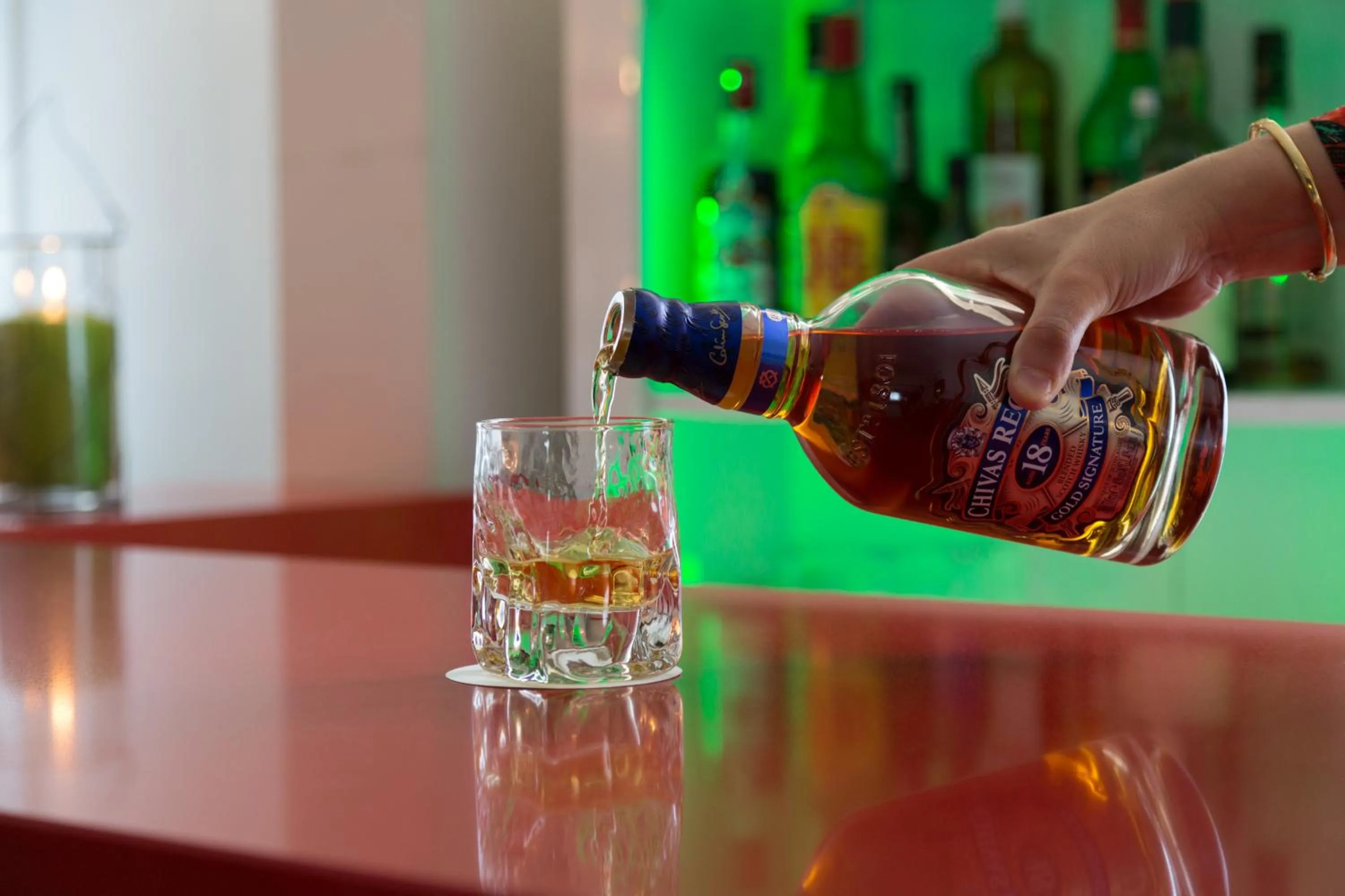 Lounge or bar in The Originals City, Hôtel Dau Ly, Lyon Est