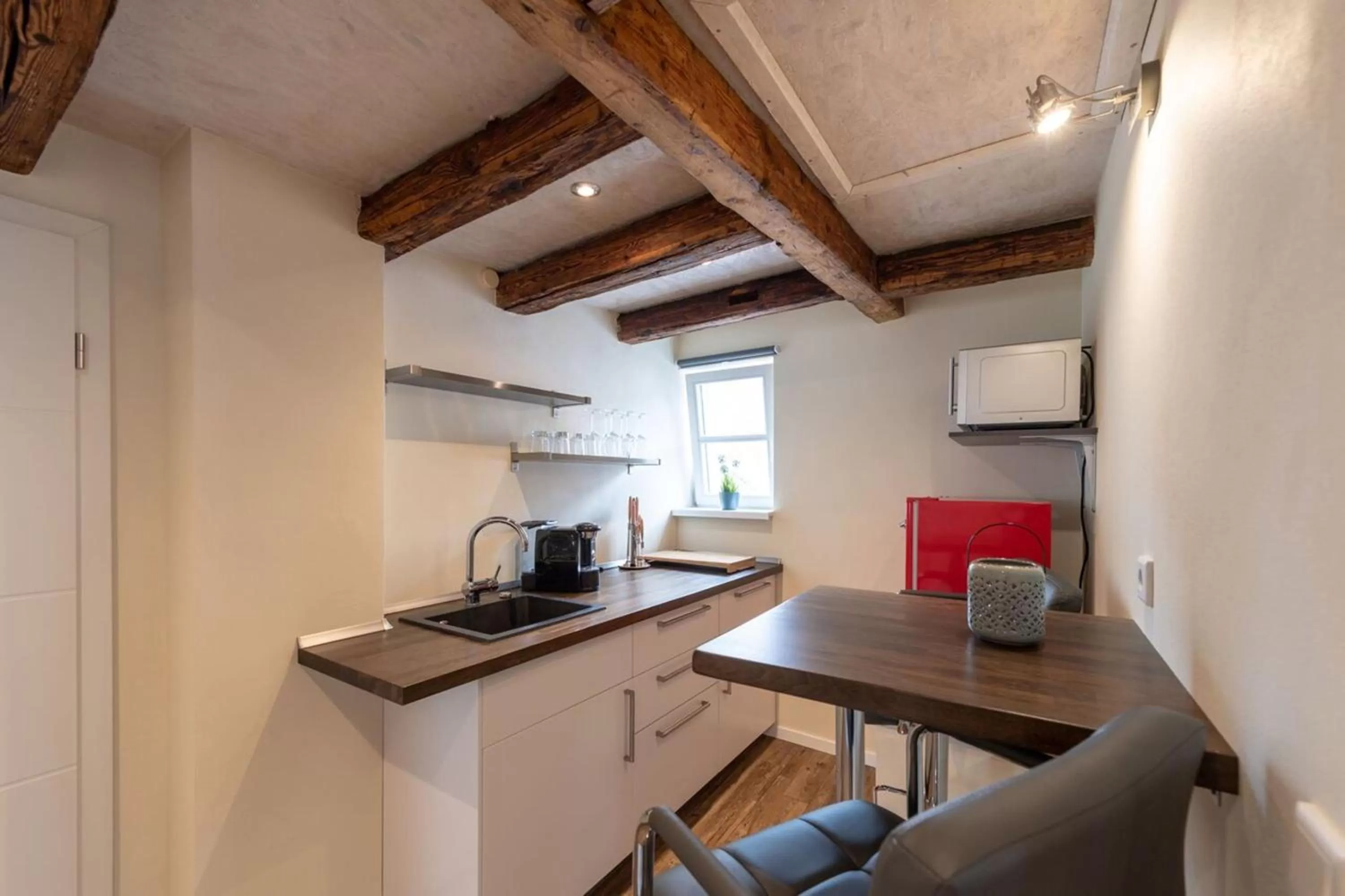 Coffee/tea facilities, Kitchen/Kitchenette in Flair Hotel Hopfengarten